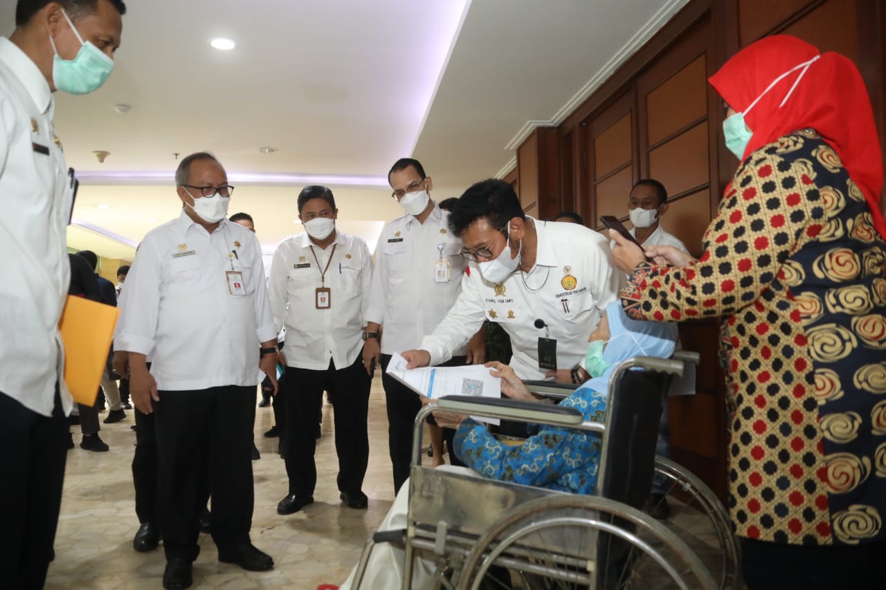Kementan Buka Vaksin Booster, SYL: Kita Bantu Negara Putus Penyebaran Omicron