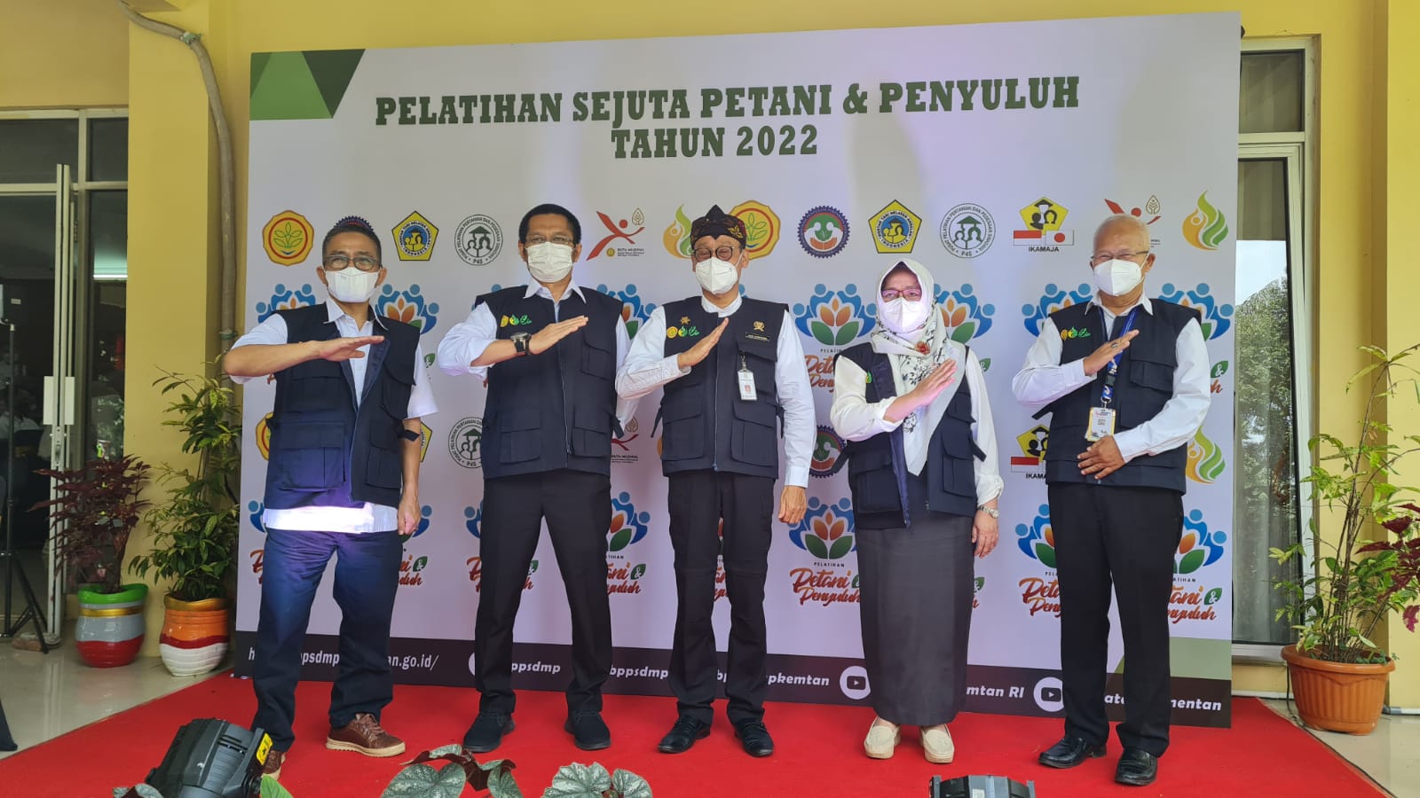 SATU JUTA PETANI DAN PENYULUH PERTANIAN SIAP HADAPI TANTANGAN PERUBAHAN IKLIM
