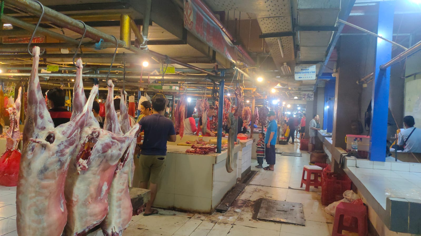 Pedagang dan Pengusaha Daging Bantah Ketersediaan Kosong di Pasaran