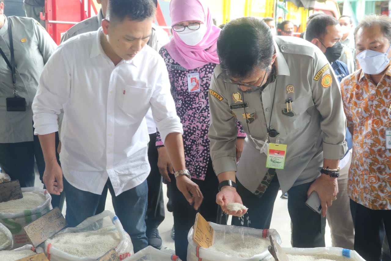 Mentan SYL Bersama Pemprov DKI Pastikan Ketersediaan Beras di Jabodetabek Aman