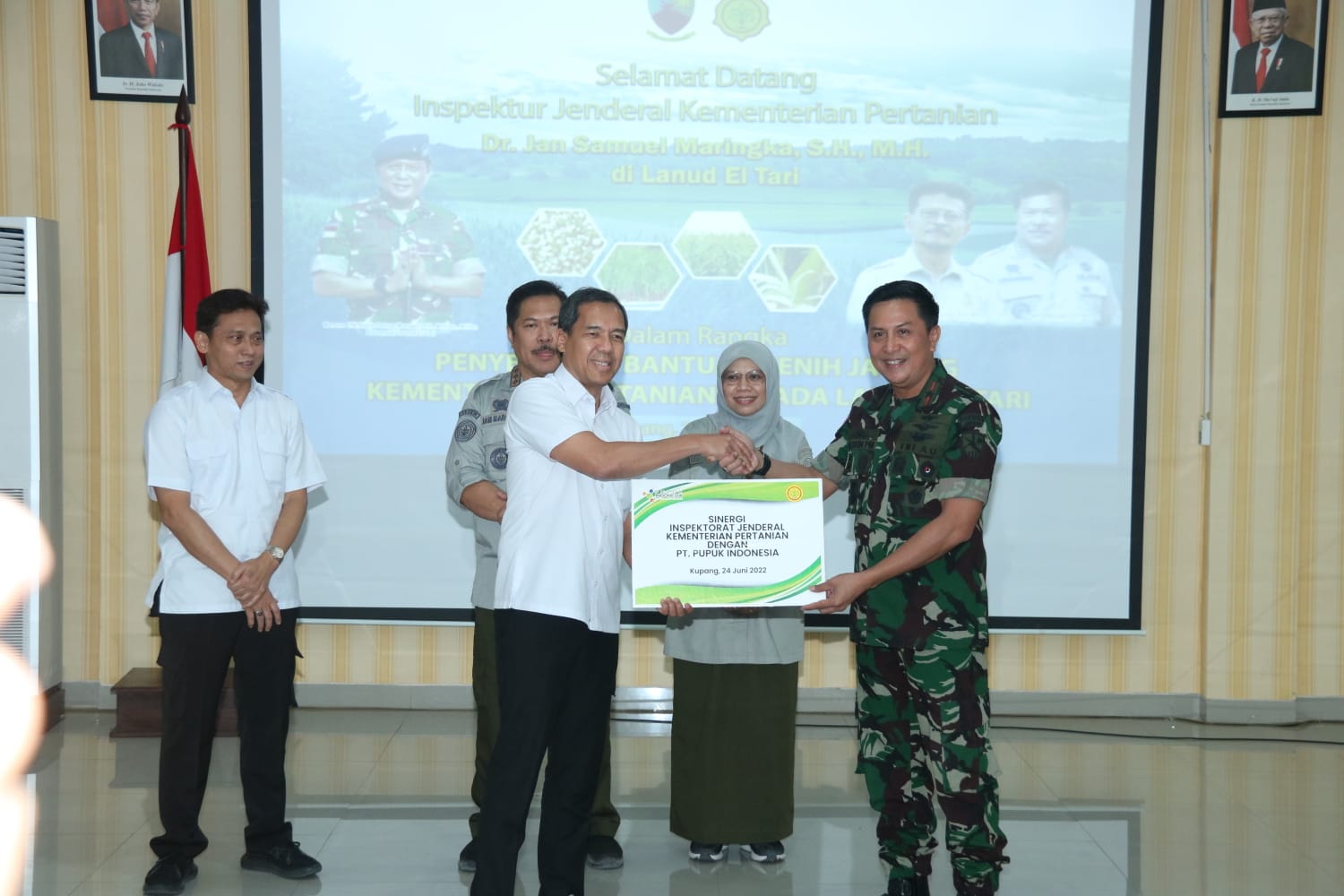 Kementan – TNI AU Kembangkan Sorgum dan Jagung di Area Bandara El Tari Kupang