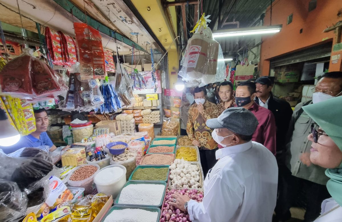 Komisi IV DPR RI Sidak Pasar Di Surabaya , Pasokan Pangan Stabil