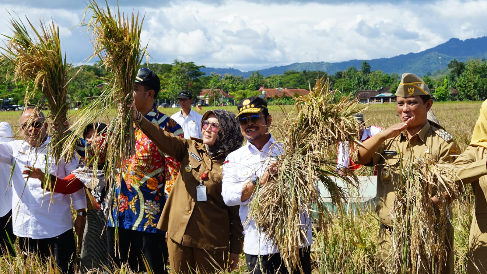 Mentan SYL Bersyukur Kabupaten Klaten Panen Padi IP400, Segera Perluas Ke Daerah Lain