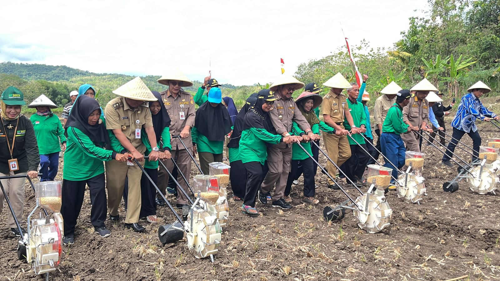 Mentan SYL Tanam Kedelai Di Gunung Kidul, Cukupi Pasokan Dalam Negeri