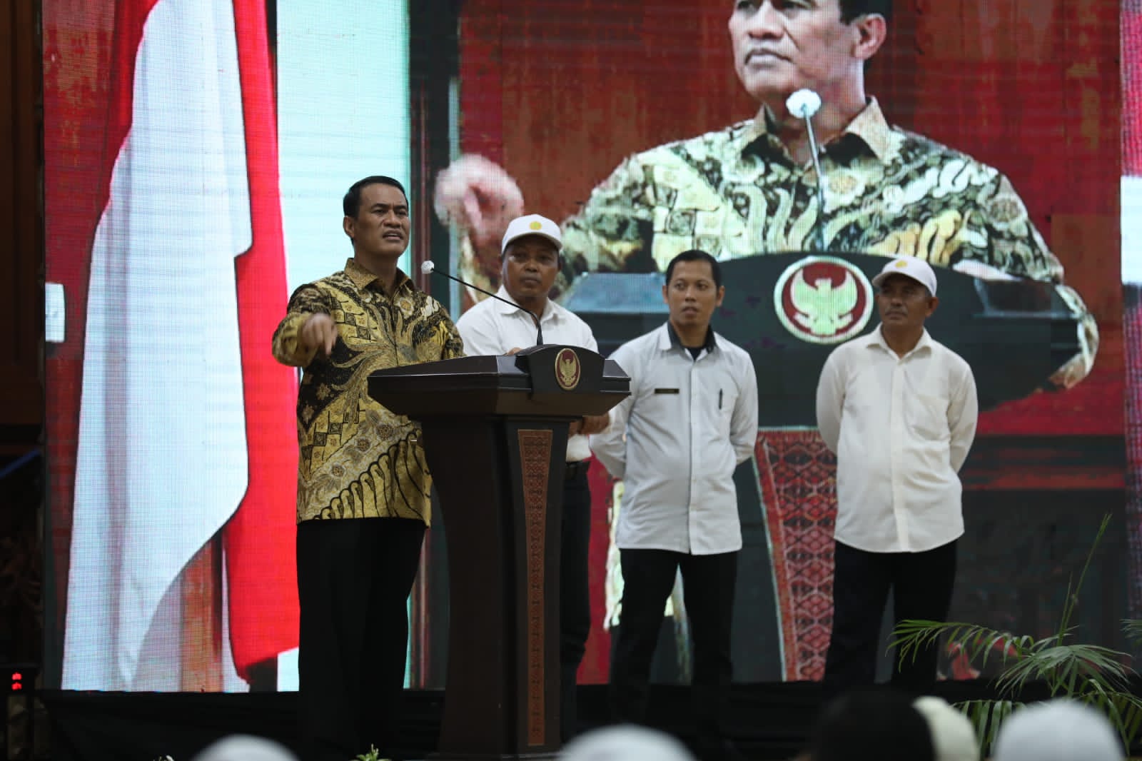 Mentan Ajak Penyuluh di Kalsel Bekerja Keras Wujudkan Kembali Swasembada