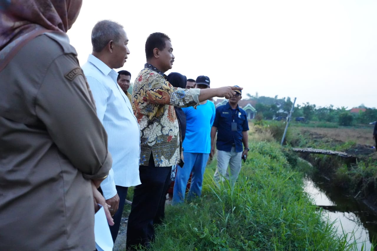 Tanam Padi di Lamongan Terkendala Air, Kementan Bantu Pompanisasi dari Bengawan Solo