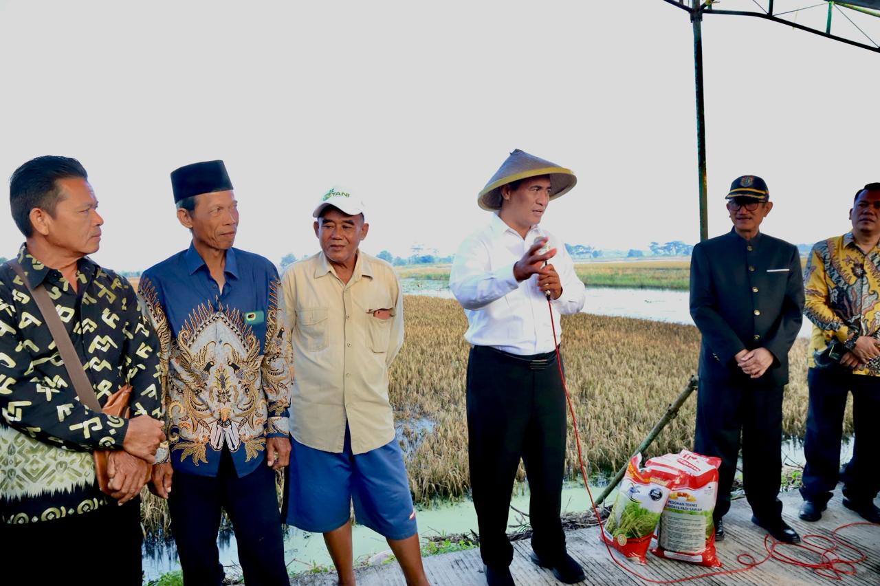 Menteri Amran Subuh Sudah Tiba di Lokasi Terdampak Banjir Kabupaten Kendal