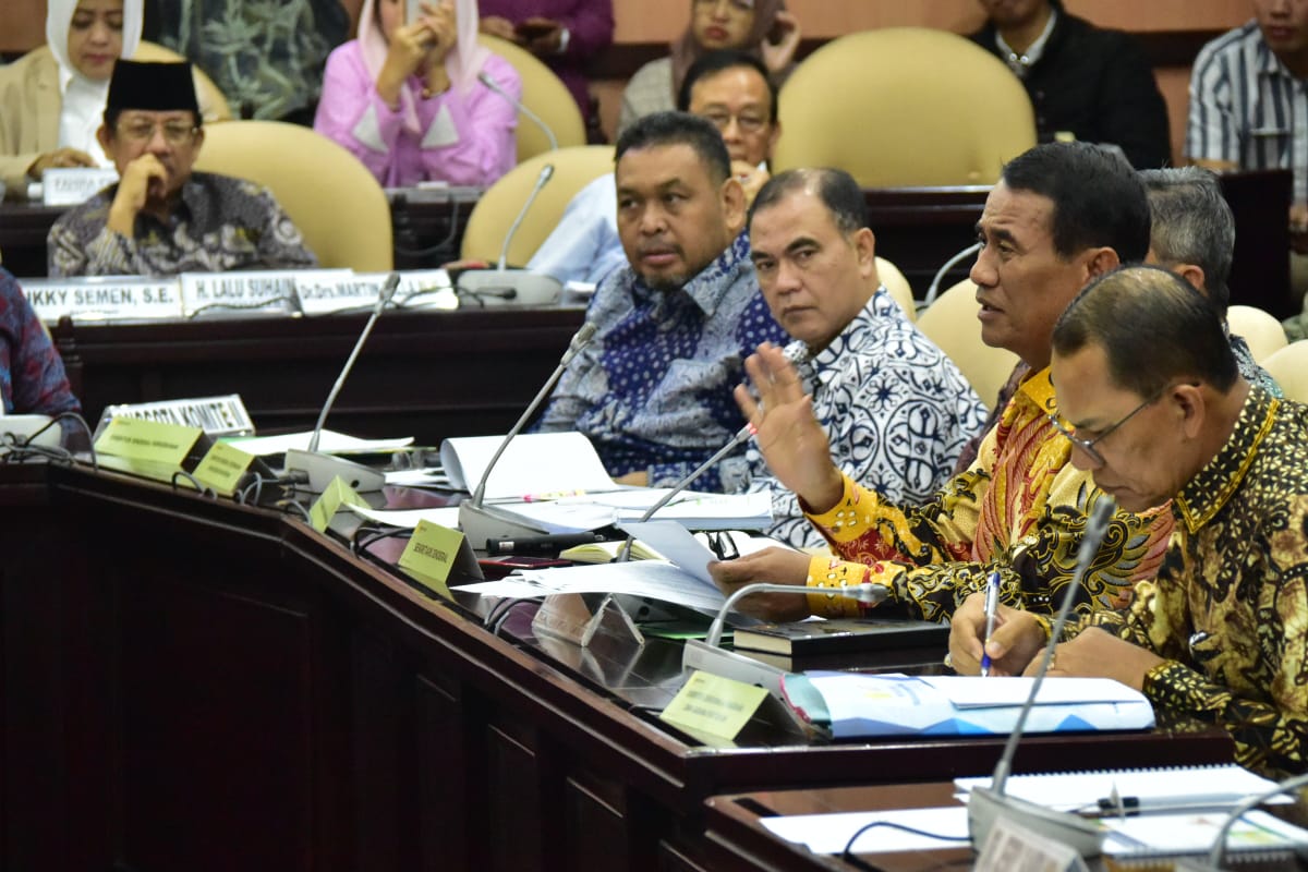 Mentan Amran: Pemerintah Fokus Solusi Mengatasi Penurunan Produksi Pertanian