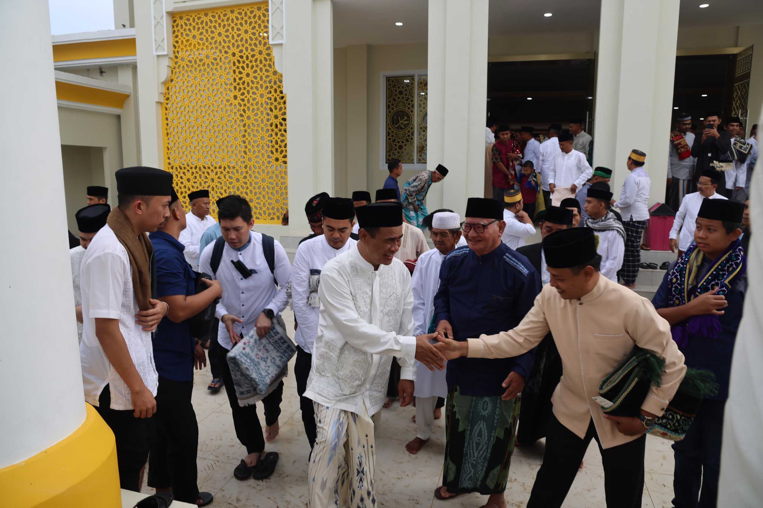 Menteri Pertanian Lebaran di Kampung Halaman, Bersyukur Pangan Dalam Negeri Mencukupi
