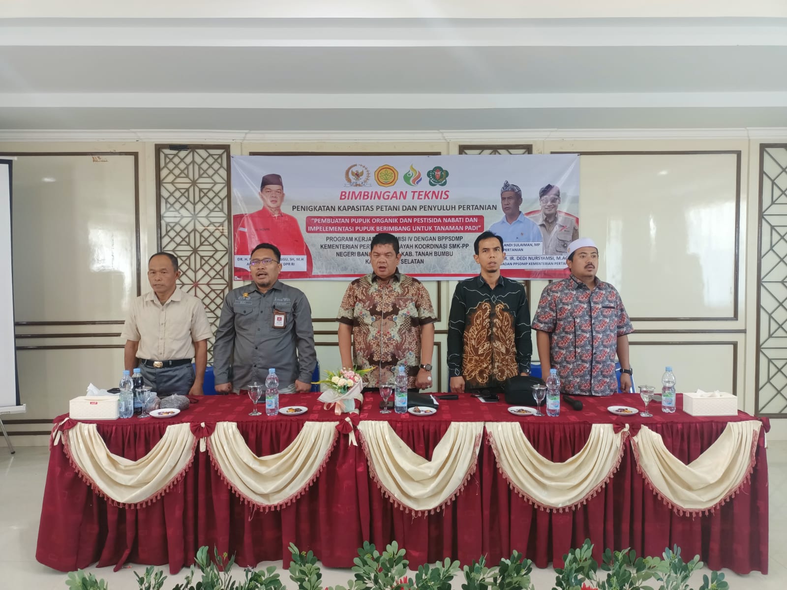 Tingkatkan Ketrampilan Petani Tanah Bumbu, Kementan dan Komisi IV DPR-RI Adakan Bimtek Pupuk Organik