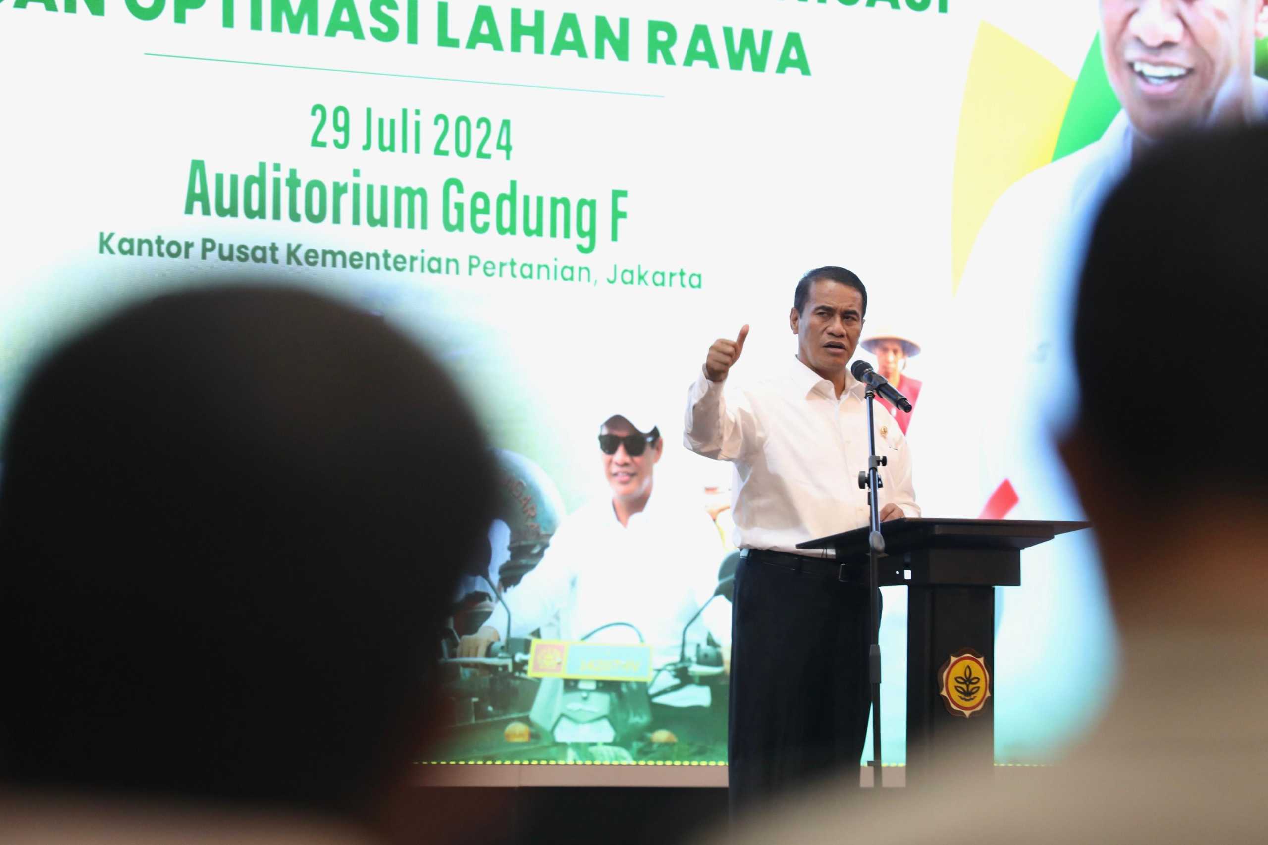 Waspada Darurat Pangan, Mentan Amran Minta Pemasangan Pompa Dipercepat