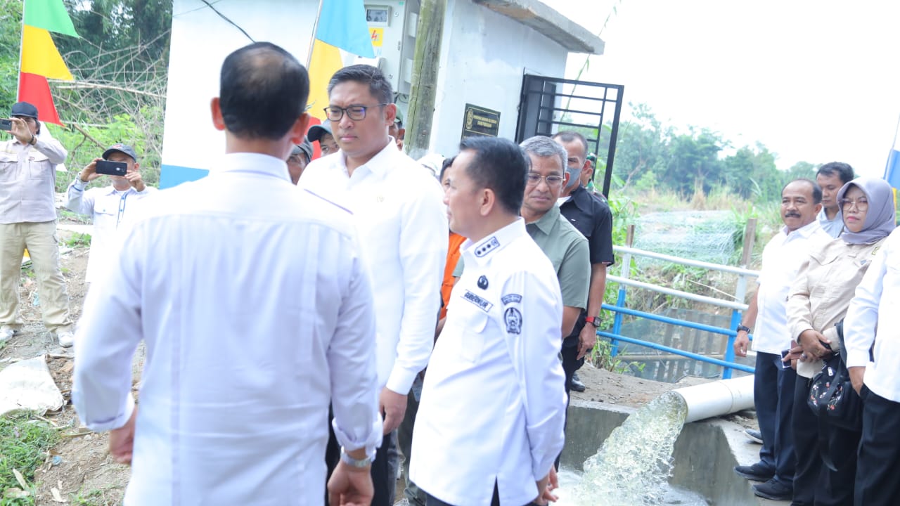 Wamentan Ajak Petani Deli Serdang Optimalkan Program Pompanisasi