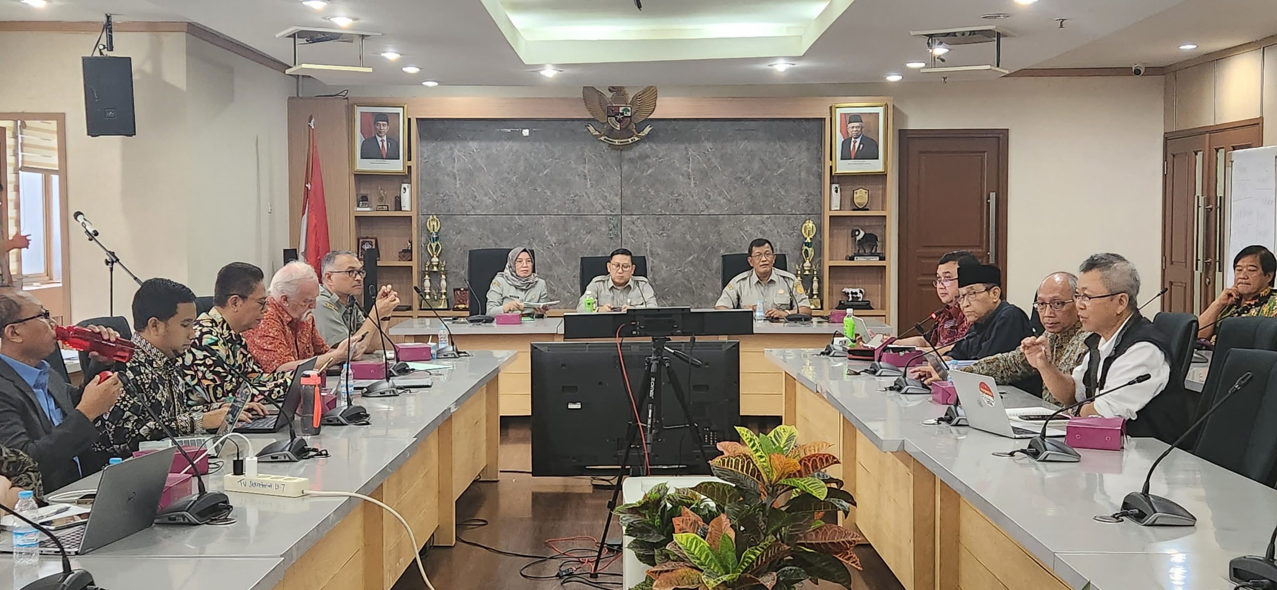 Libatkan K/L dan Pelaku Usaha, Kementan Susun Peta Jalan Penyediaan Daging, Susu, dan Telur Mendukung Program Makan Bergizi Gratis