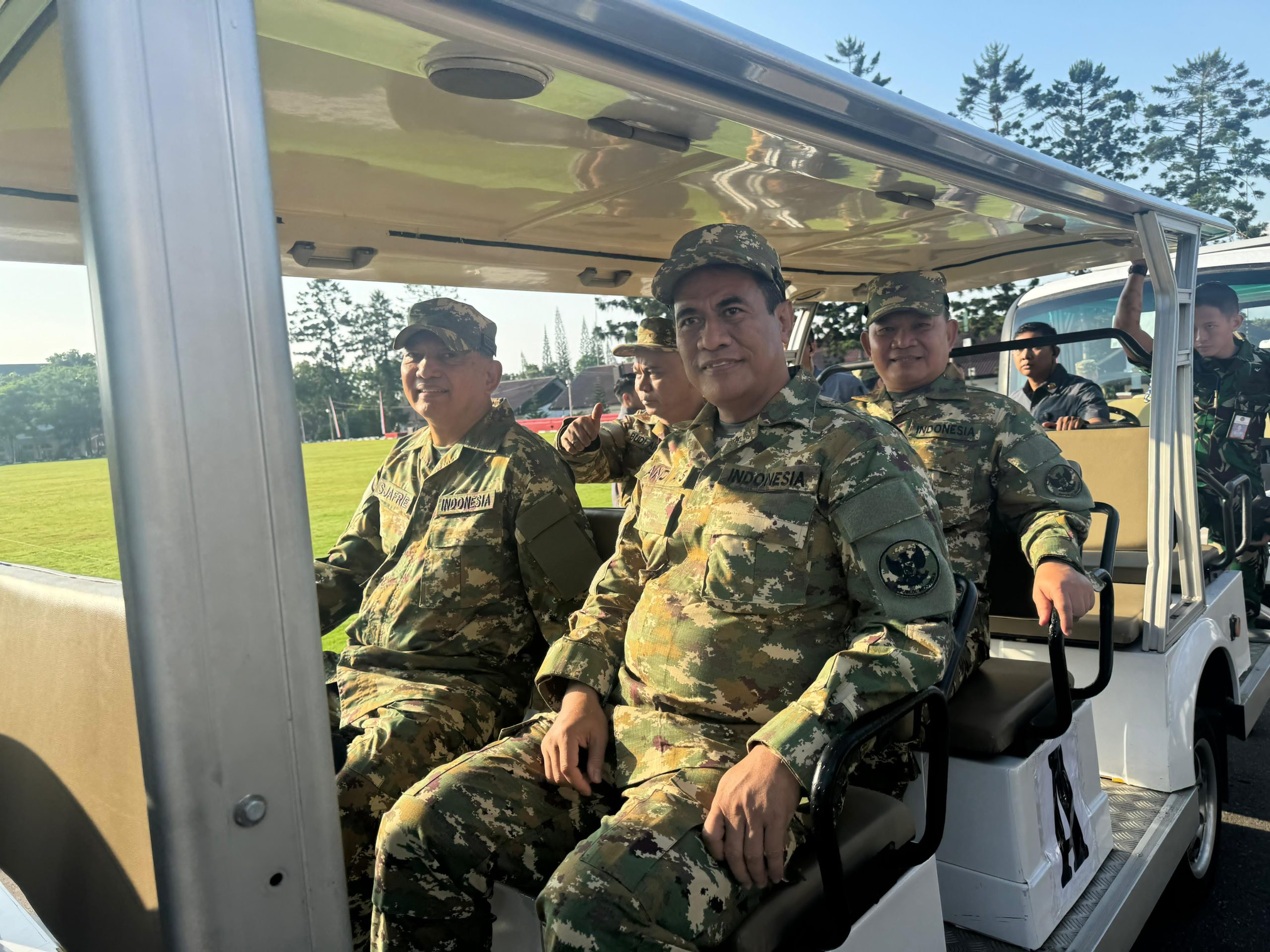Mentan Amran, Menhan Sjafrie, Penasihat Khusus Presiden RI Dudung Kompak dalam Acara Pembekalan Khusus Para Menteri