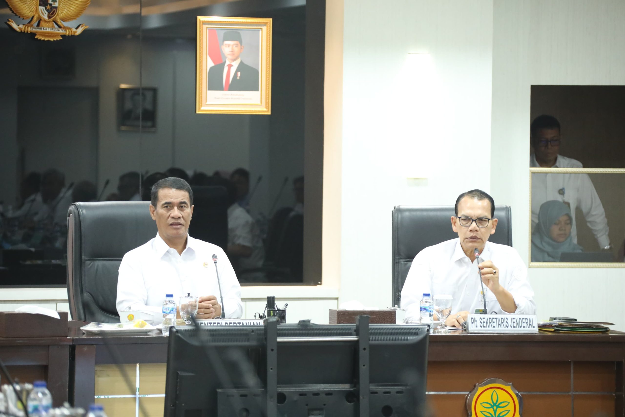 Nomor Pengaduan Mentan Amran Efektif! Masyarakat Adukan Pupuk Palsu, Perusahaan Langsung Di-blacklist