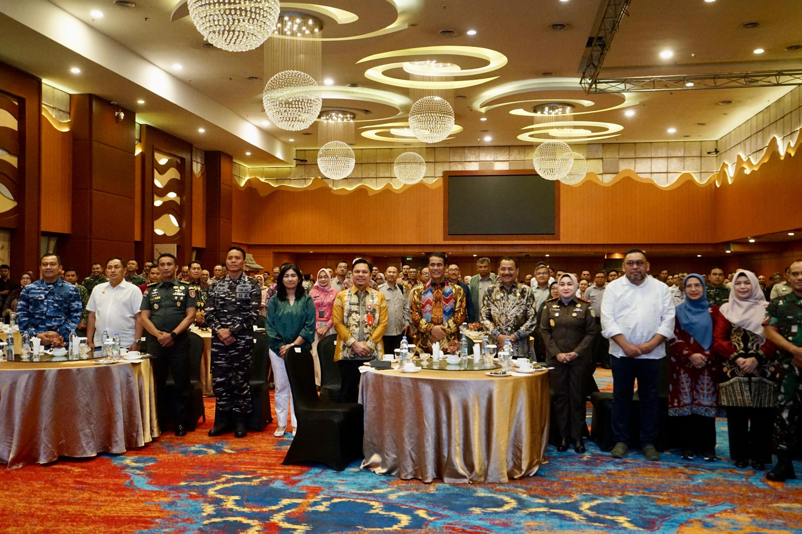 *Atas Nama Petani, Mentan Amran Sampaikan Terima Kasih ke Presiden Prabowo atas Kenaikan Harga Gabah dan Jagung*