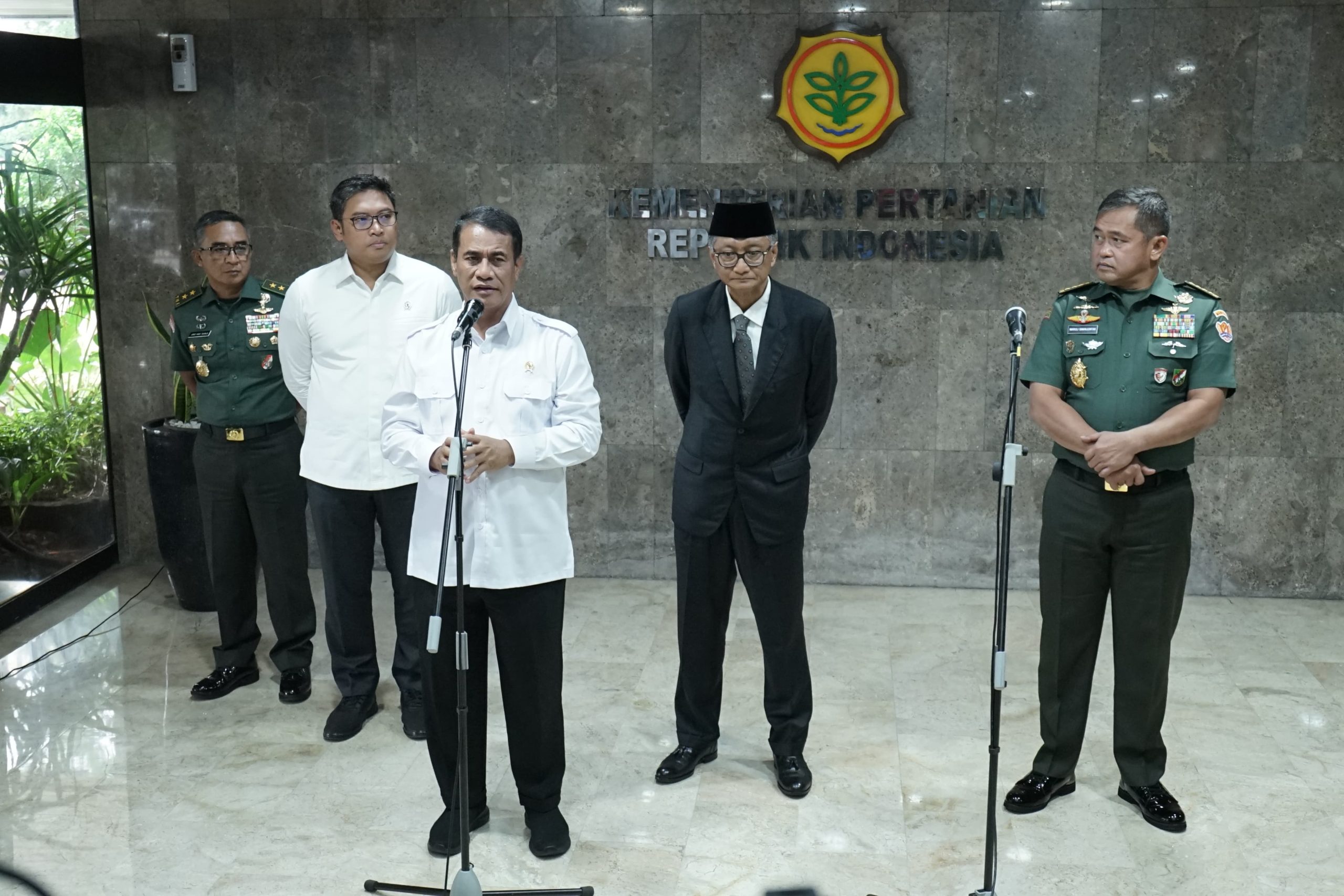 Akselerasi Swasembada Pangan, Kementan Kolaborasi dengan Kemen PU dan TNI untuk Penguatan Irigasi
