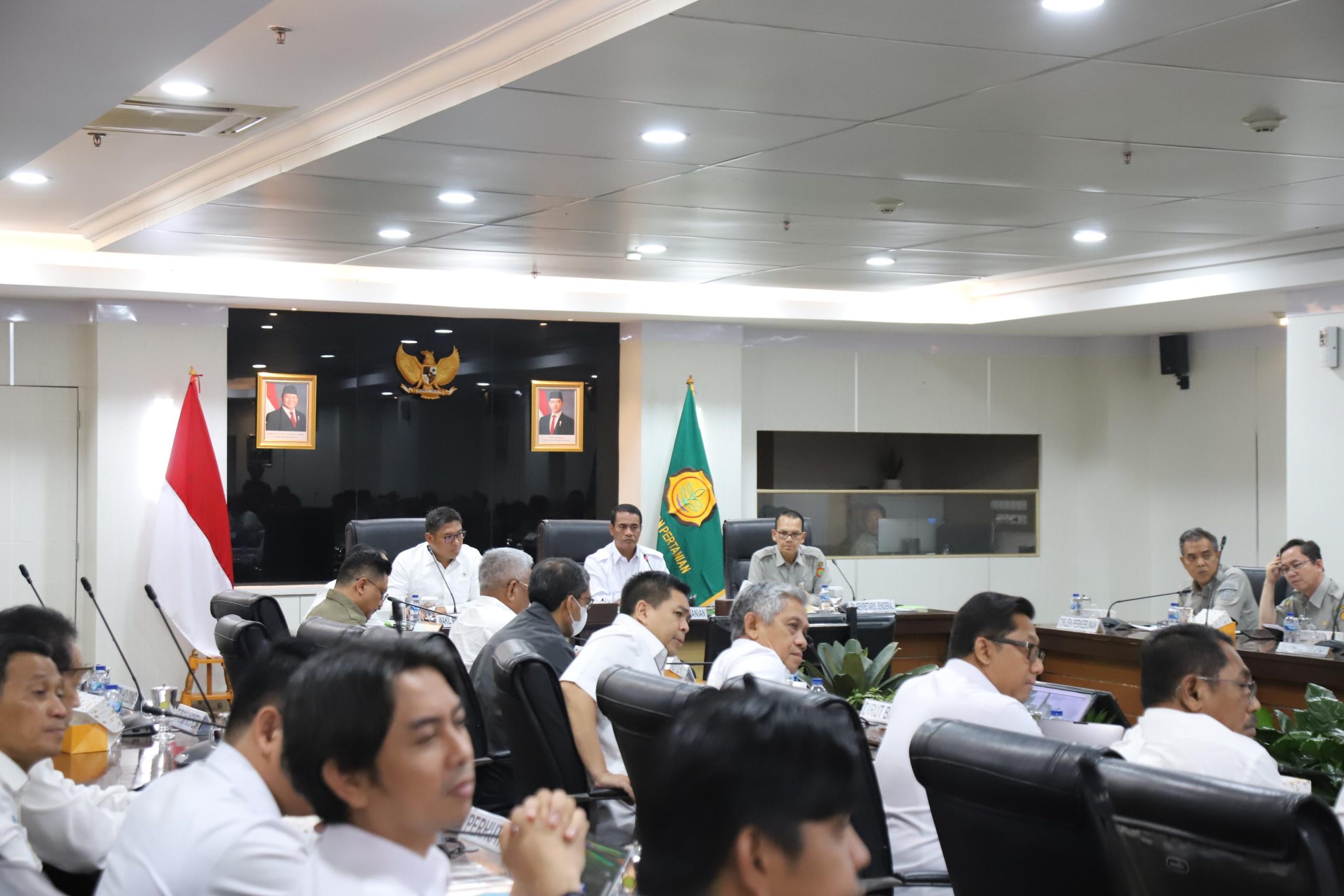 Wamentan Sudaryono Targetkan 1 Juta Hektar Lahan Baru untuk Tingkatkan Produksi Jagung