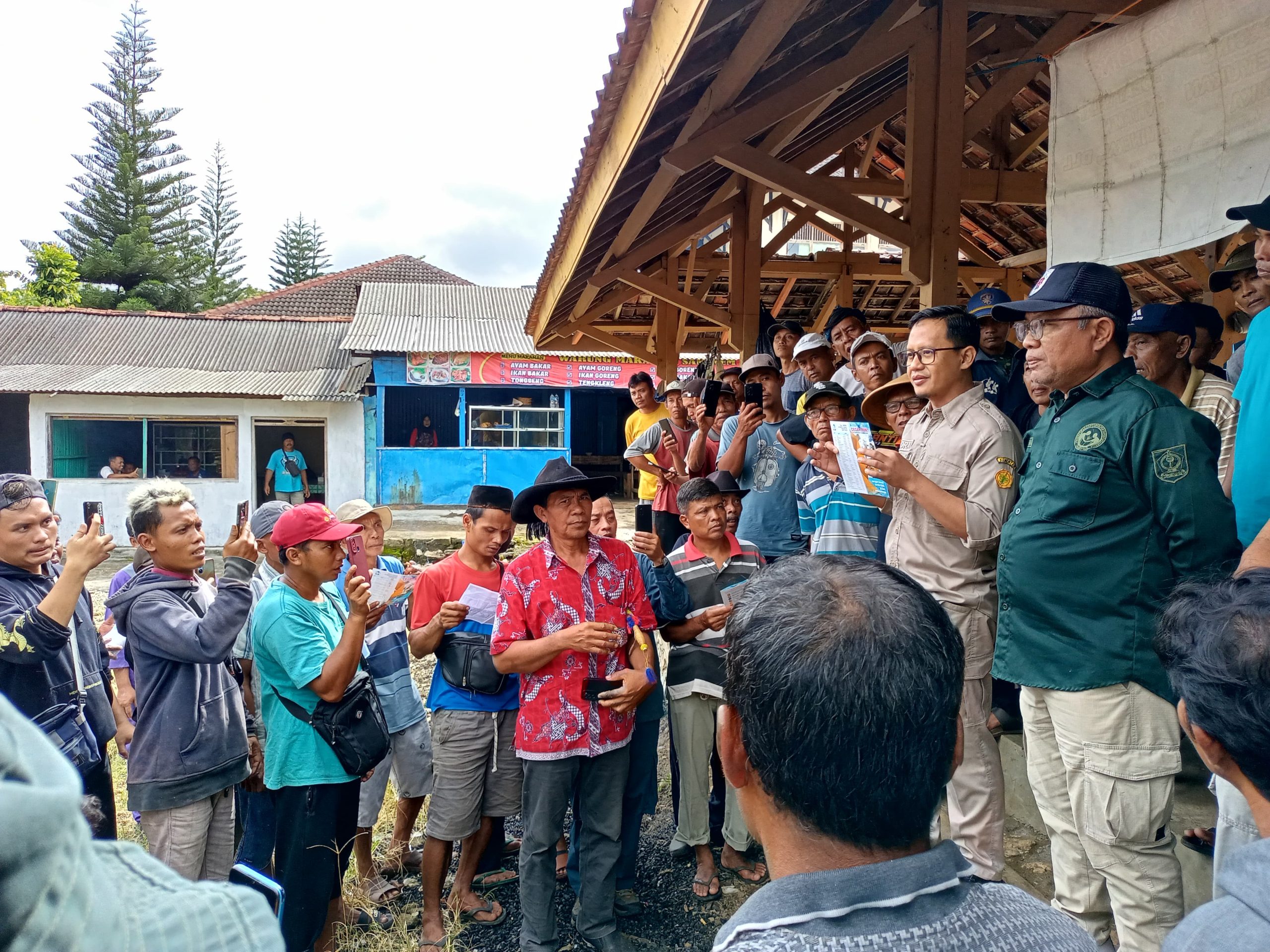 *Kementan dan Pemda Jateng Sigap Antisipasi PMK Melalui Vaksinasi dan Edukasi*