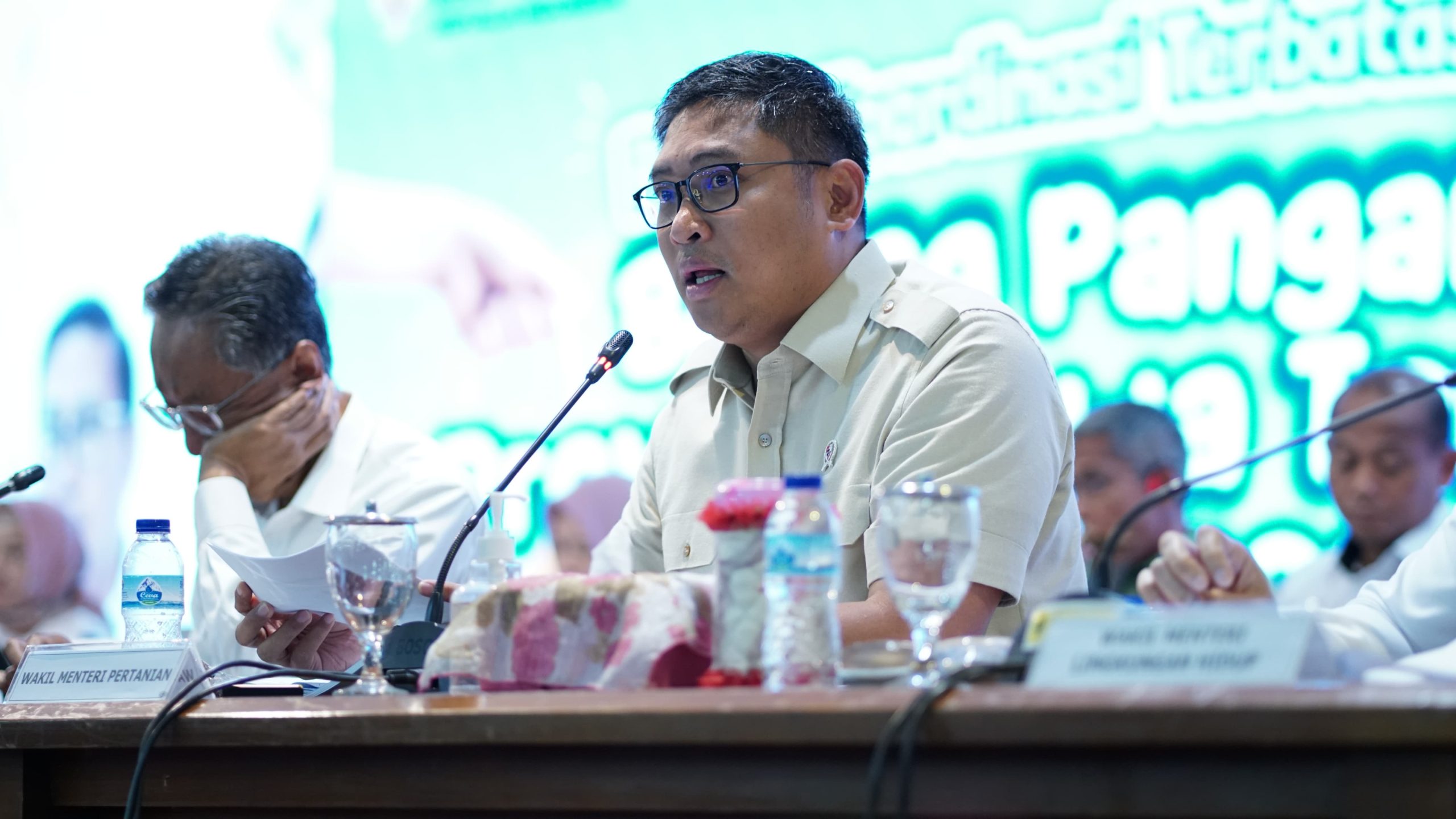 Stop Impor Beras di 2025, Wamentan Sudaryono Siapkan 90 Ribu Ton Benih Unggul untuk Tingkatkan Produktivitas