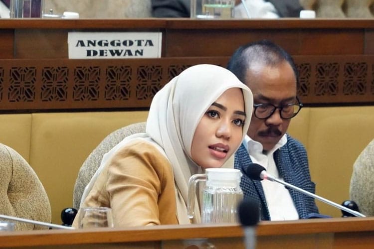 DPR Sebut Keputusan Rafaksi Bapanas Tidak Tepat, Banting Harga Gabah Sampai Rugikan Petani Indonesia