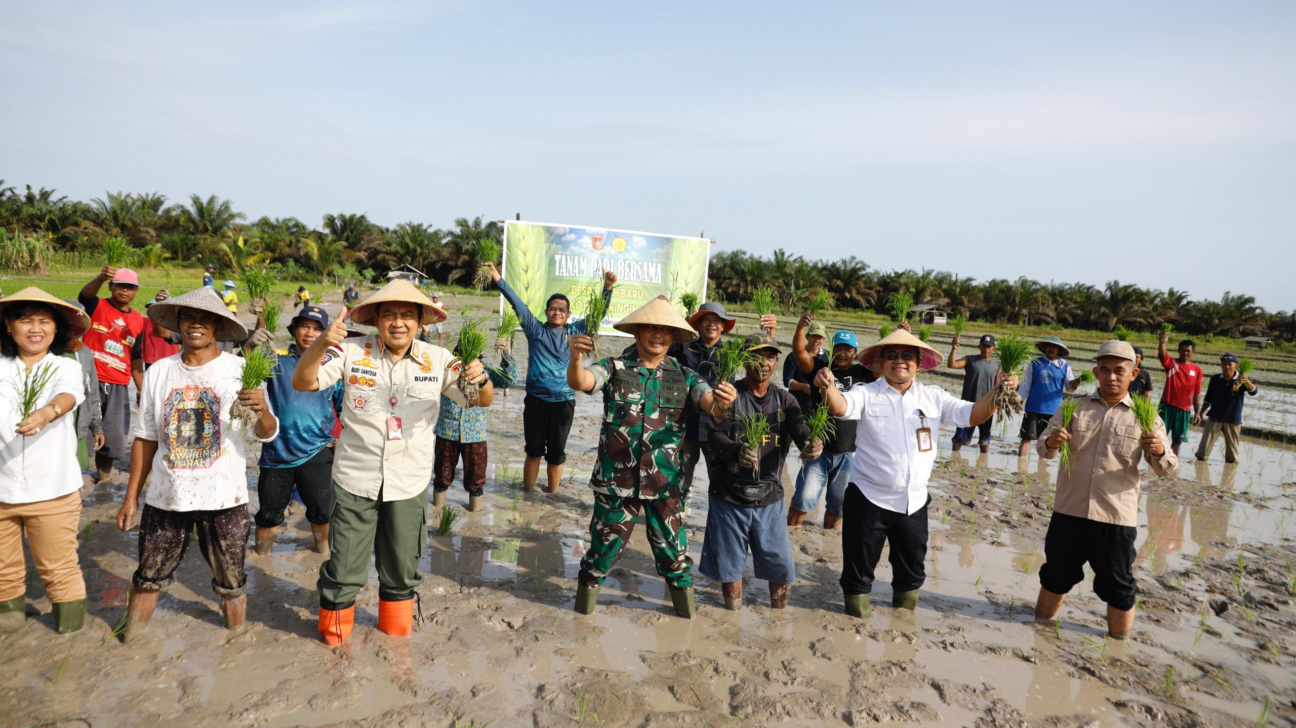 Tanam Perdana Lokasi Optimasi Lahan di Kotawaringin Barat: Langkah Nyata Menuju Swasembada Pangan