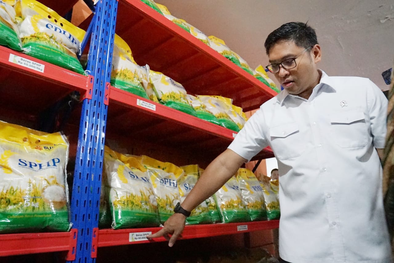 Jaga Pasokan dan Harga Pangan, Wamentan Sudaryono: Operasi Pasar di Kantor Pos Bakal Dilanjutkan