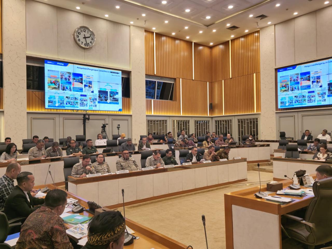 DPR Apresiasi Gebrakan Mentan Amran Percepat Swasembada Lewat Oplah dan Cetak Sawah