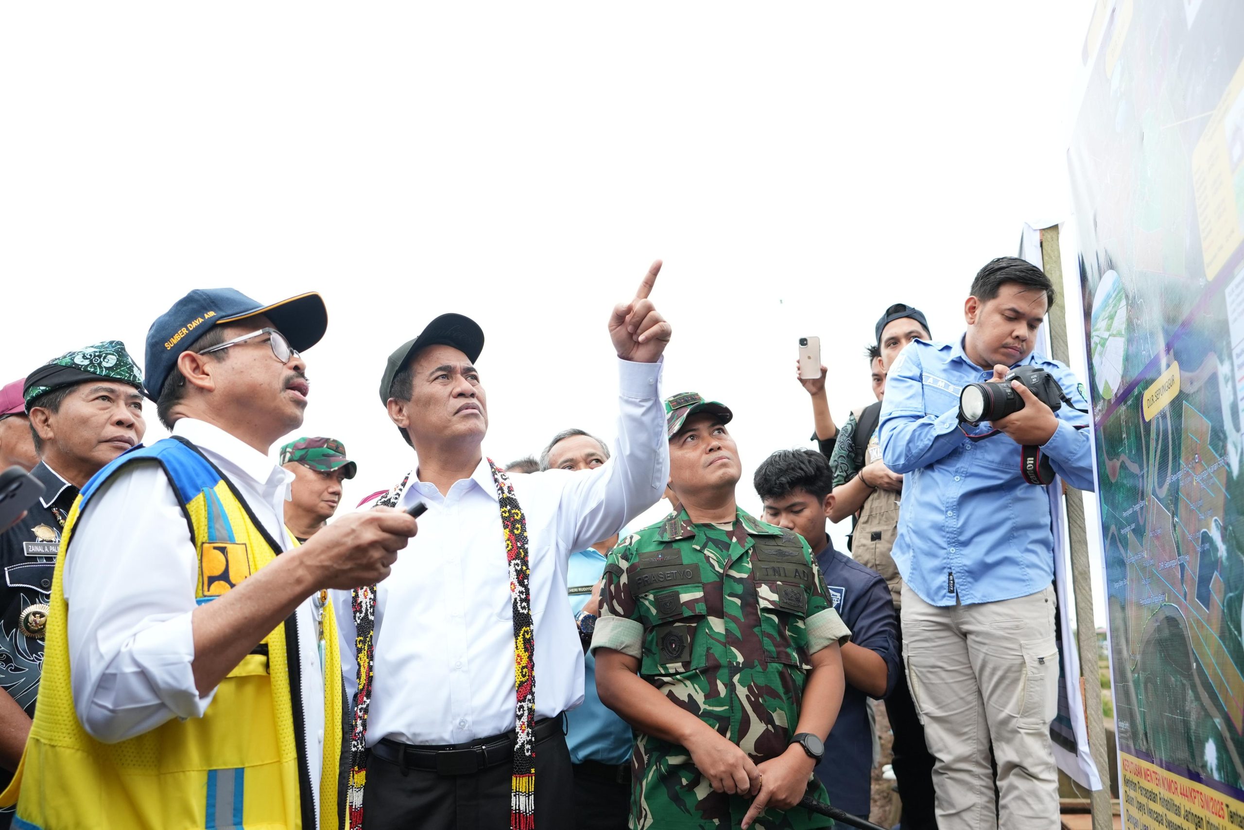 Mentan Amran Targetkan Kaltara Panen Tiga Kali Setahun, Fokus Benahi Irigasi