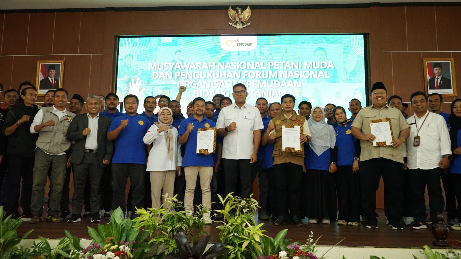 Kukuhkan Organisasi Petani Pemuda, Wamentan Sudaryono Sampaikan Pesan