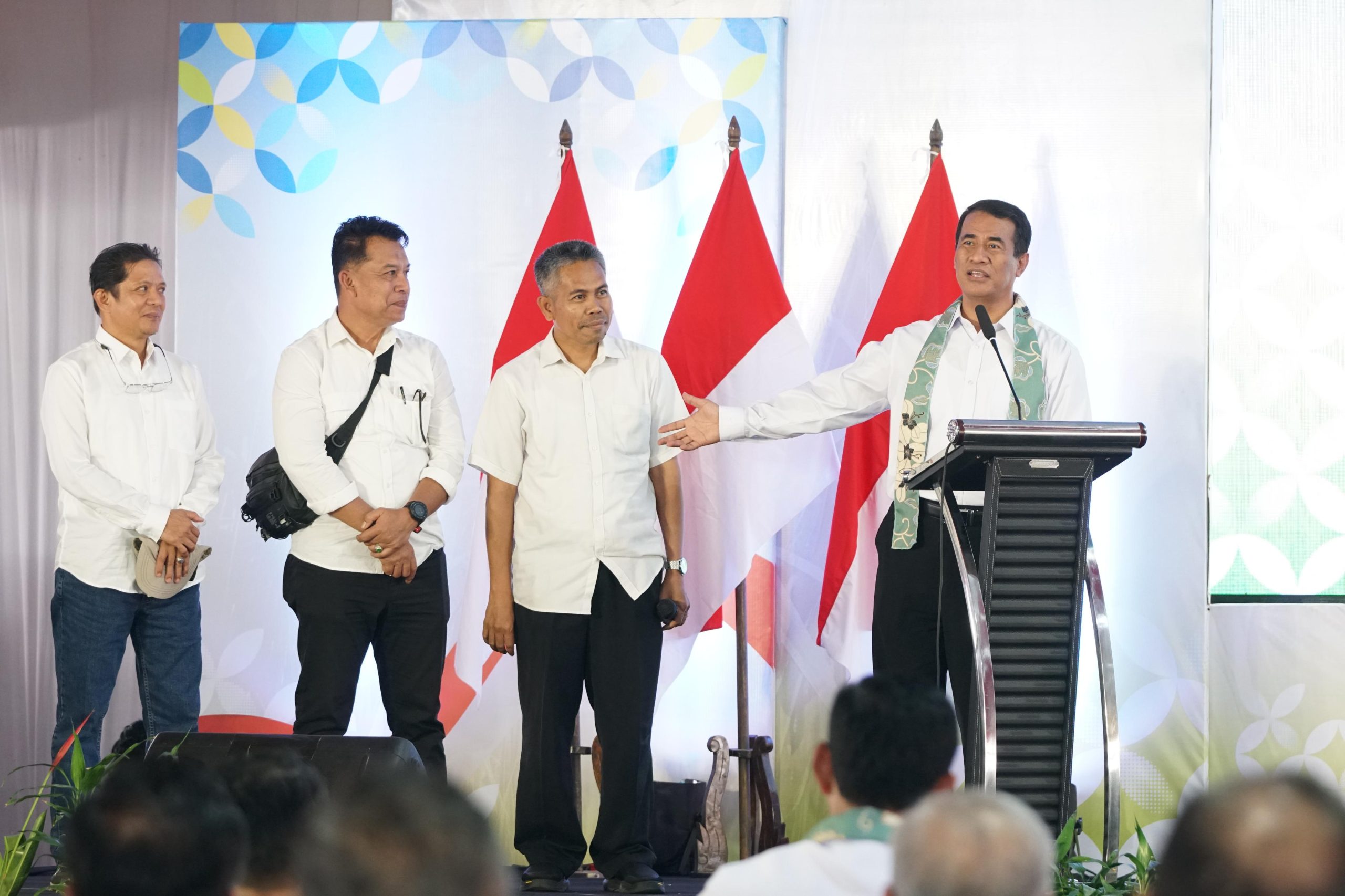 Wagub Jatim Sebut Mentan Amran, Pemimpin yang Bergerak Cepat Demi Petani