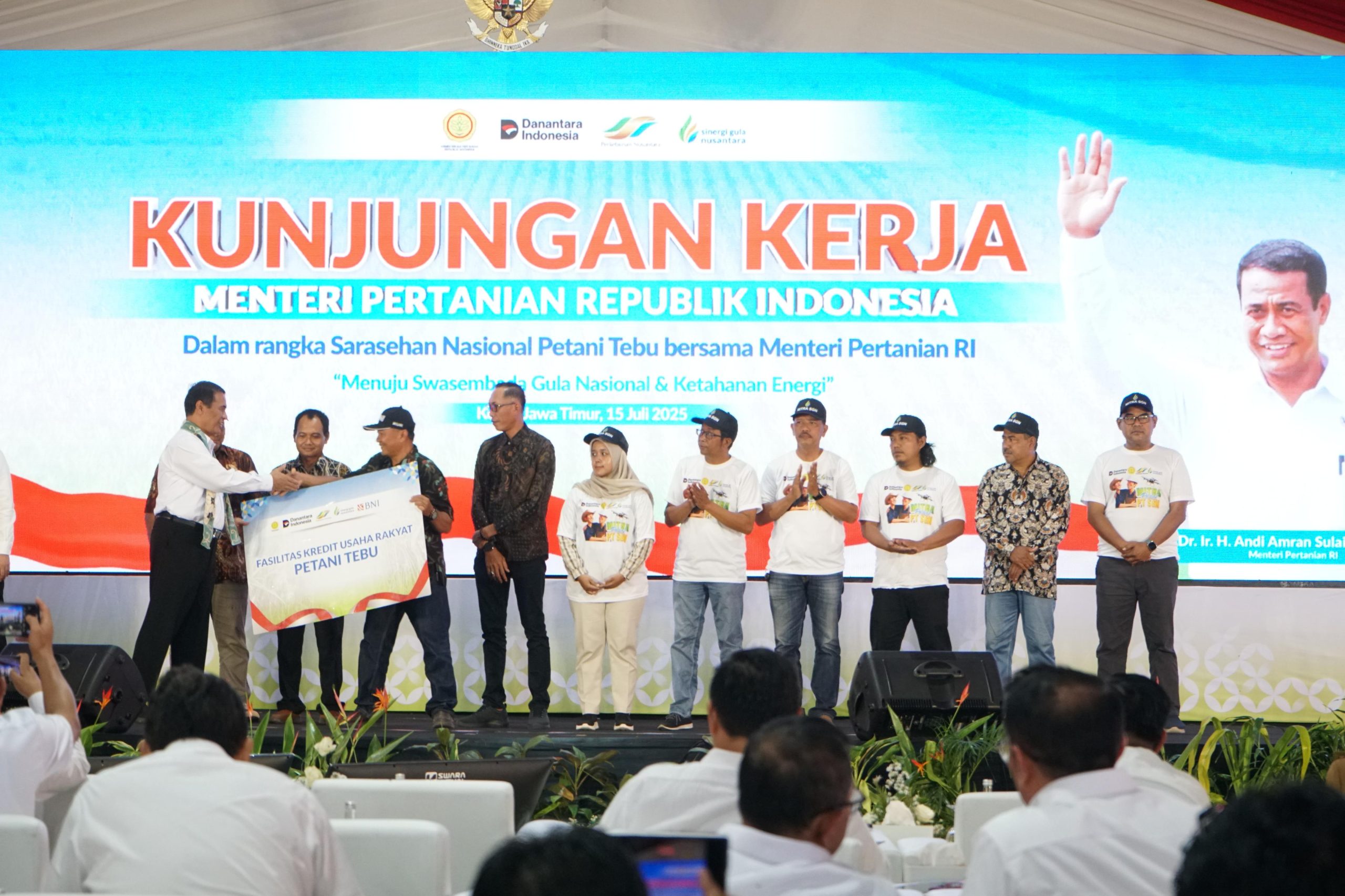 Kunjungi Kediri, Mentan Amran Paparkan 4 Solusi Tingkatkan Produktivitas Tebu Nasional
