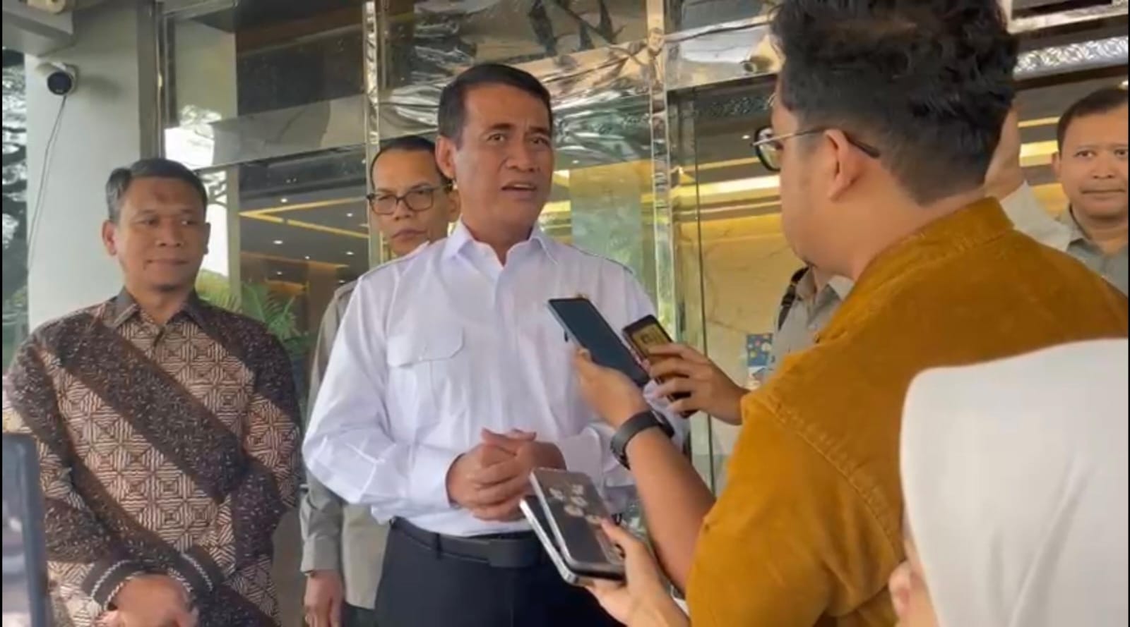 Usai Rakortas Pangan, Mentan : Pupuk ZA Sudah Bisa di Gunakan Petani Tebu Plasma