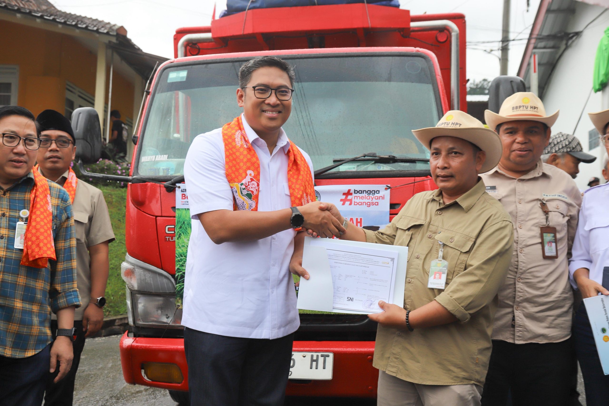 Peternak Bangkit, Ekonomi Desa Melejit! Ini Jurus Wamentan Sudaryono dari Banyumas