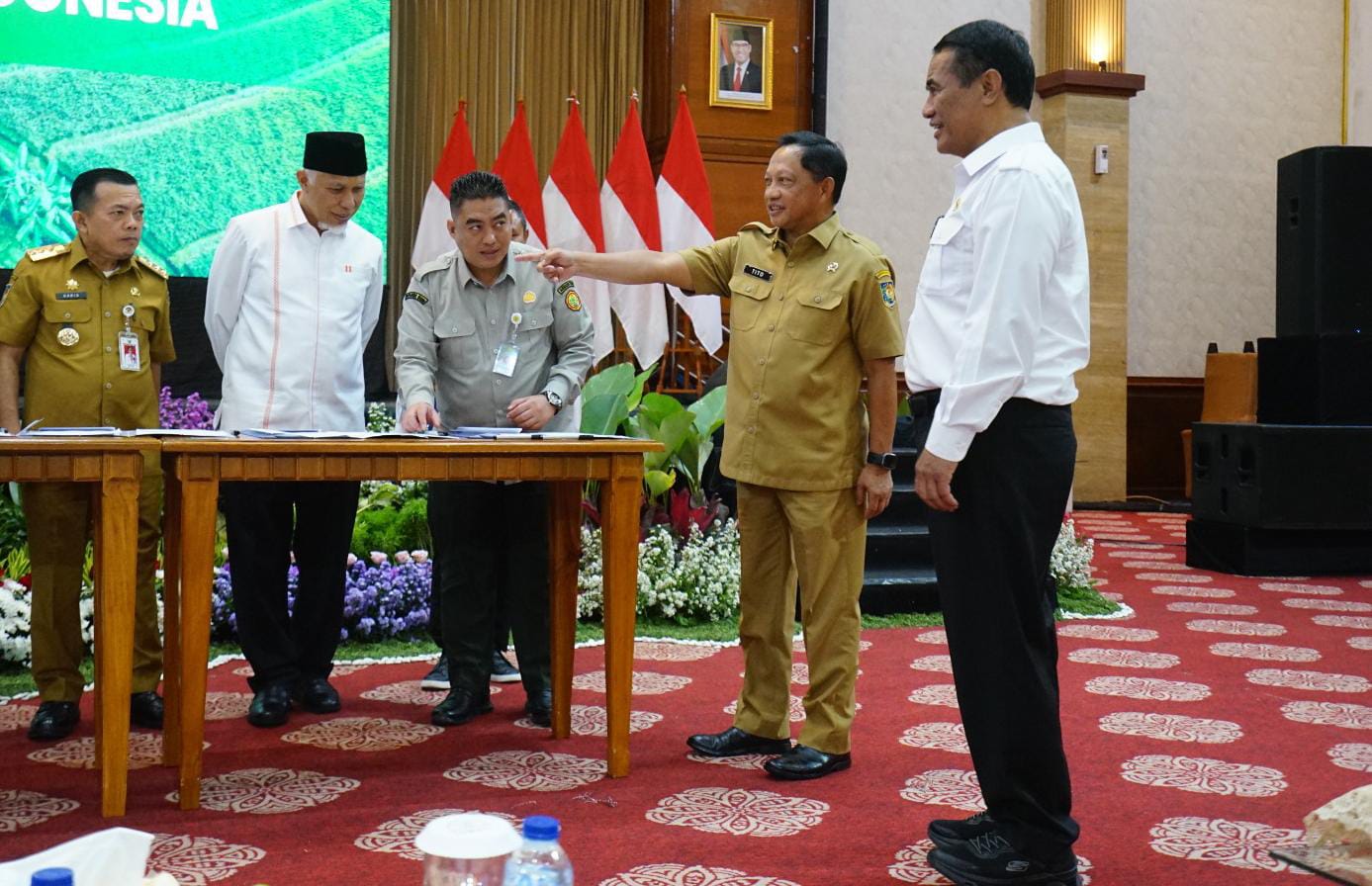 Mendagri Tito: Pertanian Jadi Program Wajib Daerah, Pengungkit Indonesia Keluar dari _Middle Income Trap