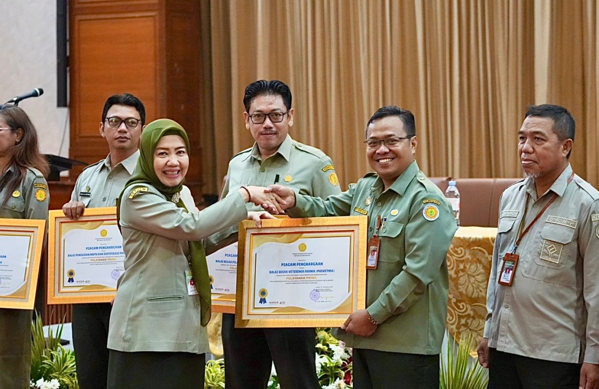 Laboratorium Untuk Negeriku : Pusvetma Kementan Boyong Dua Penghargaan Pelayanan Publik 2025