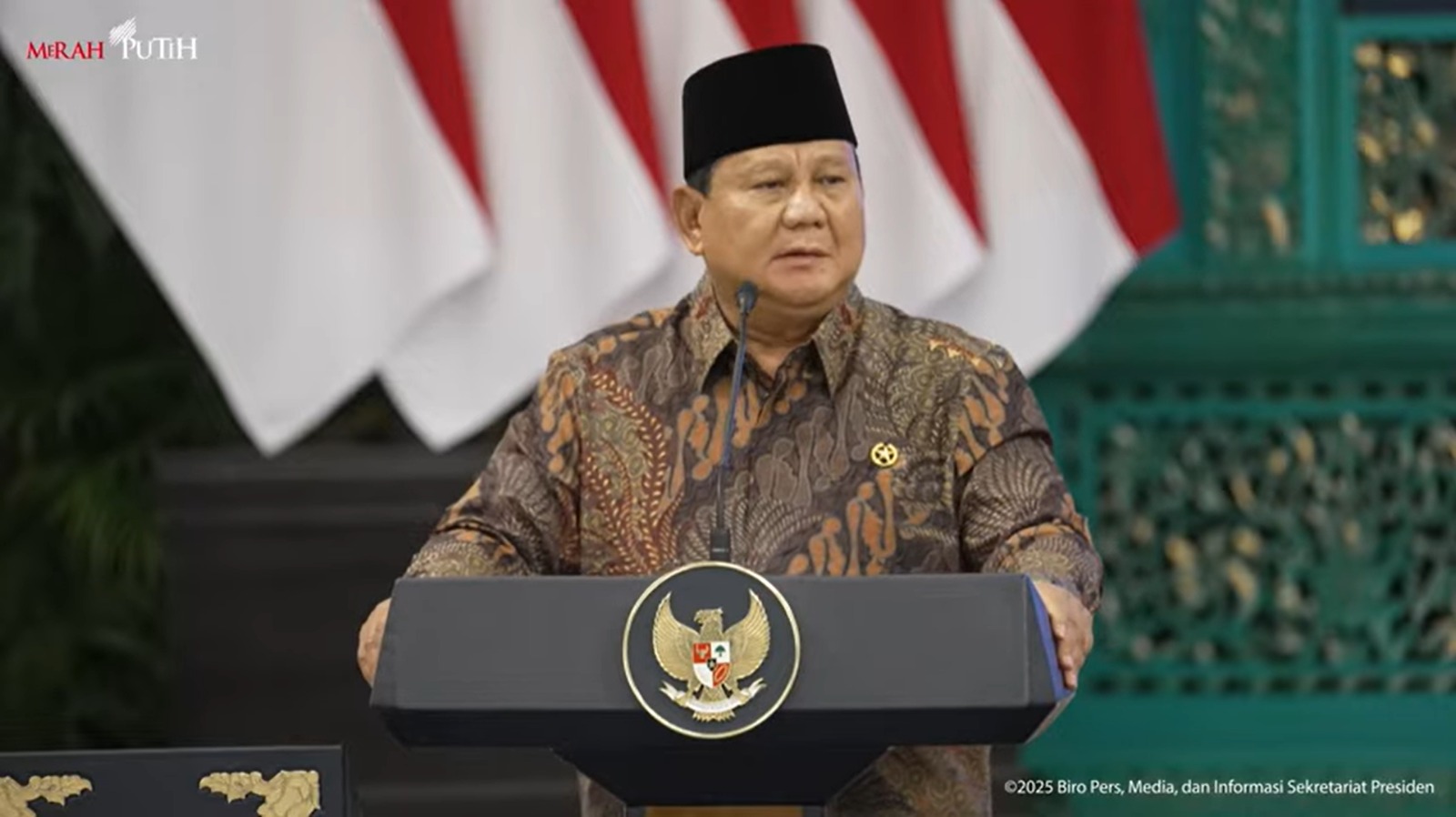 PRESIDEN: MENTAN AMRAN SULAIMAN CAPAI TARGET SWASEMBADA DALAM SATU TAHUN