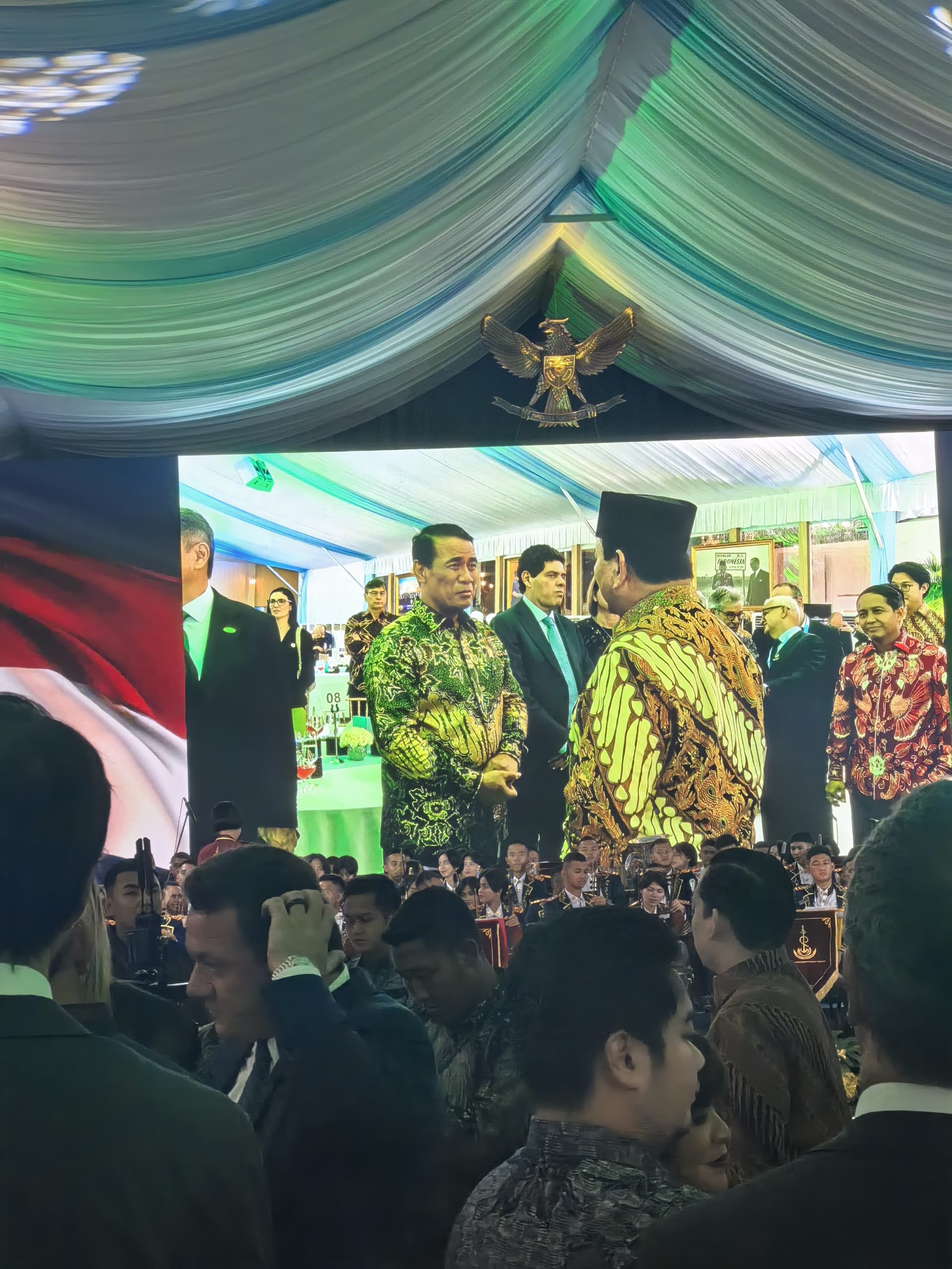 Presiden dan Mentan Amran  Bincang Santai di Sela Jamuan Makan Malam Bersama Presiden Brasil