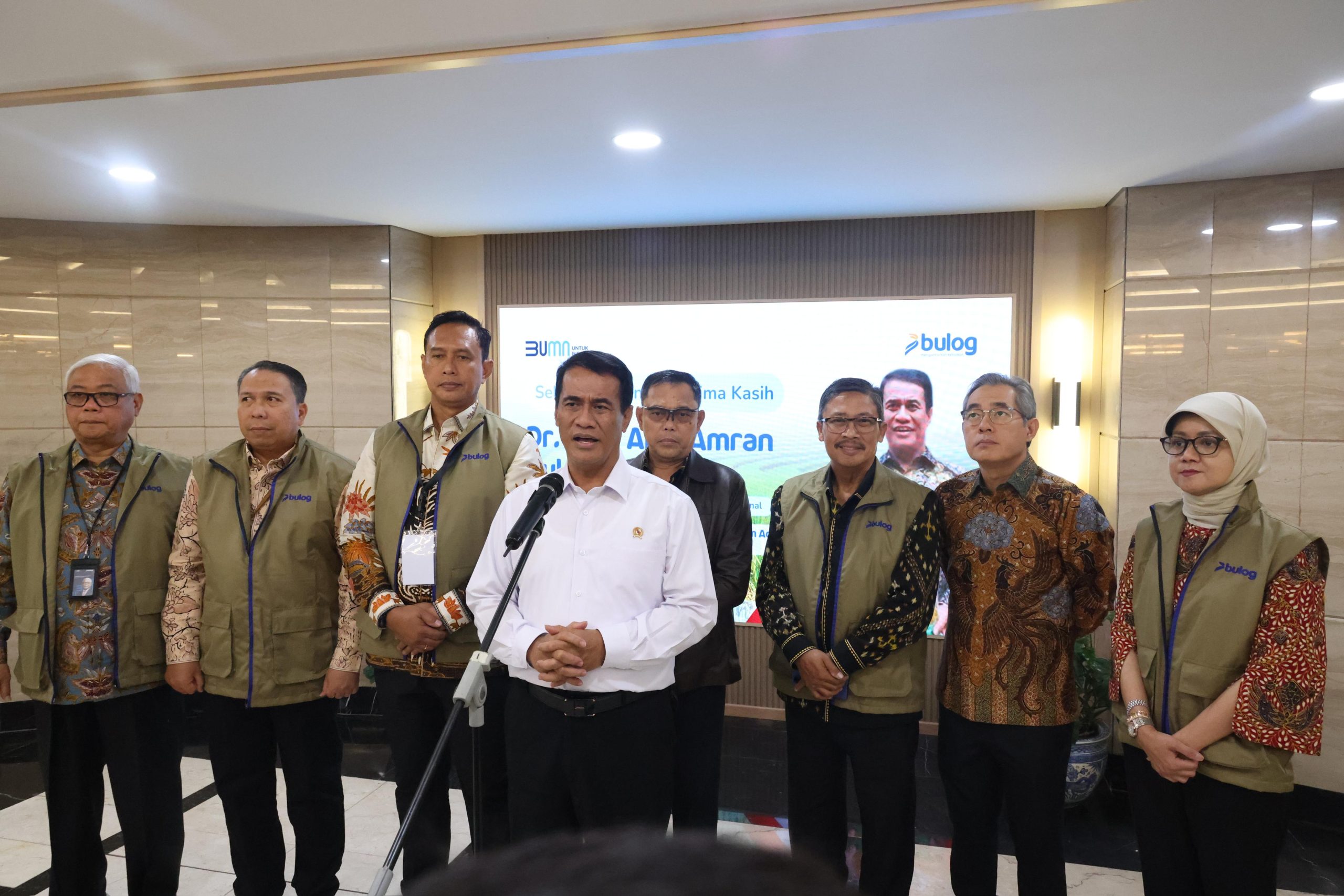 Rekor Stok Beras Bulog Tertinggi Diapresiasi Presiden, Mentan Koordinasi Siapkan Gudang Baru Hadapi Panen Raya