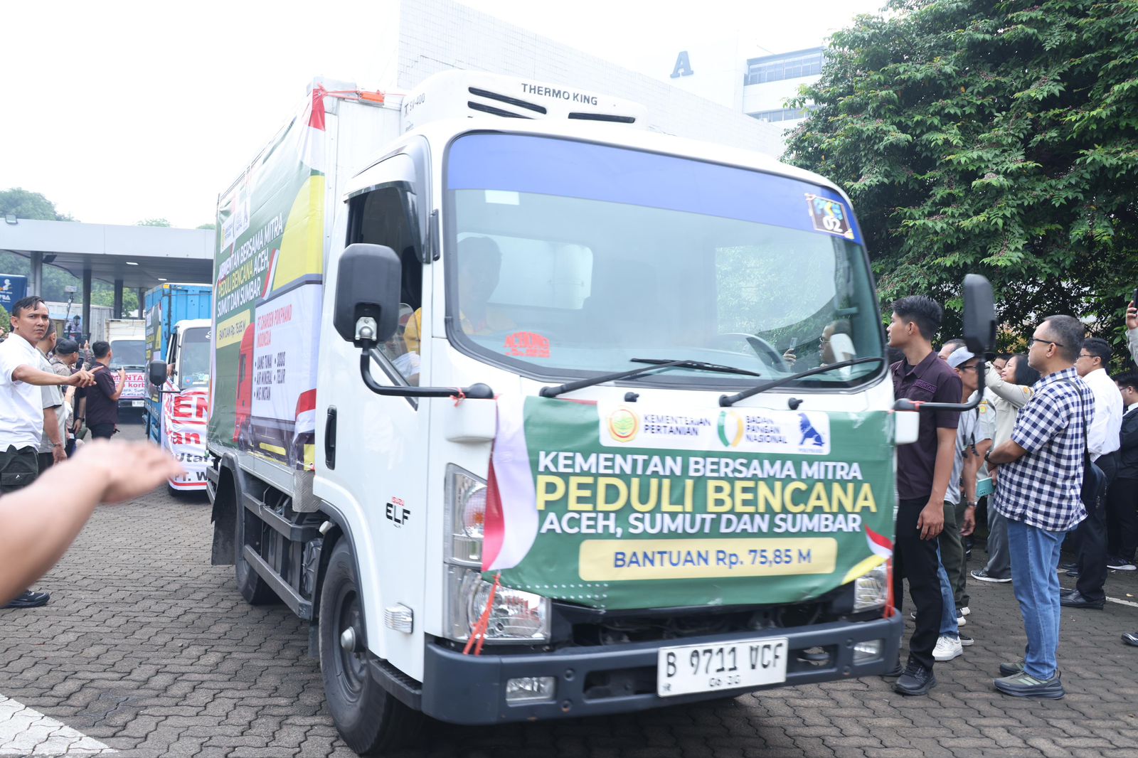 Mentan Amran Pastikan Bantuan Mengalir Cepat, Distribusi Lewat Armada Laut dan Udara Dikerahkan untuk Sumatera