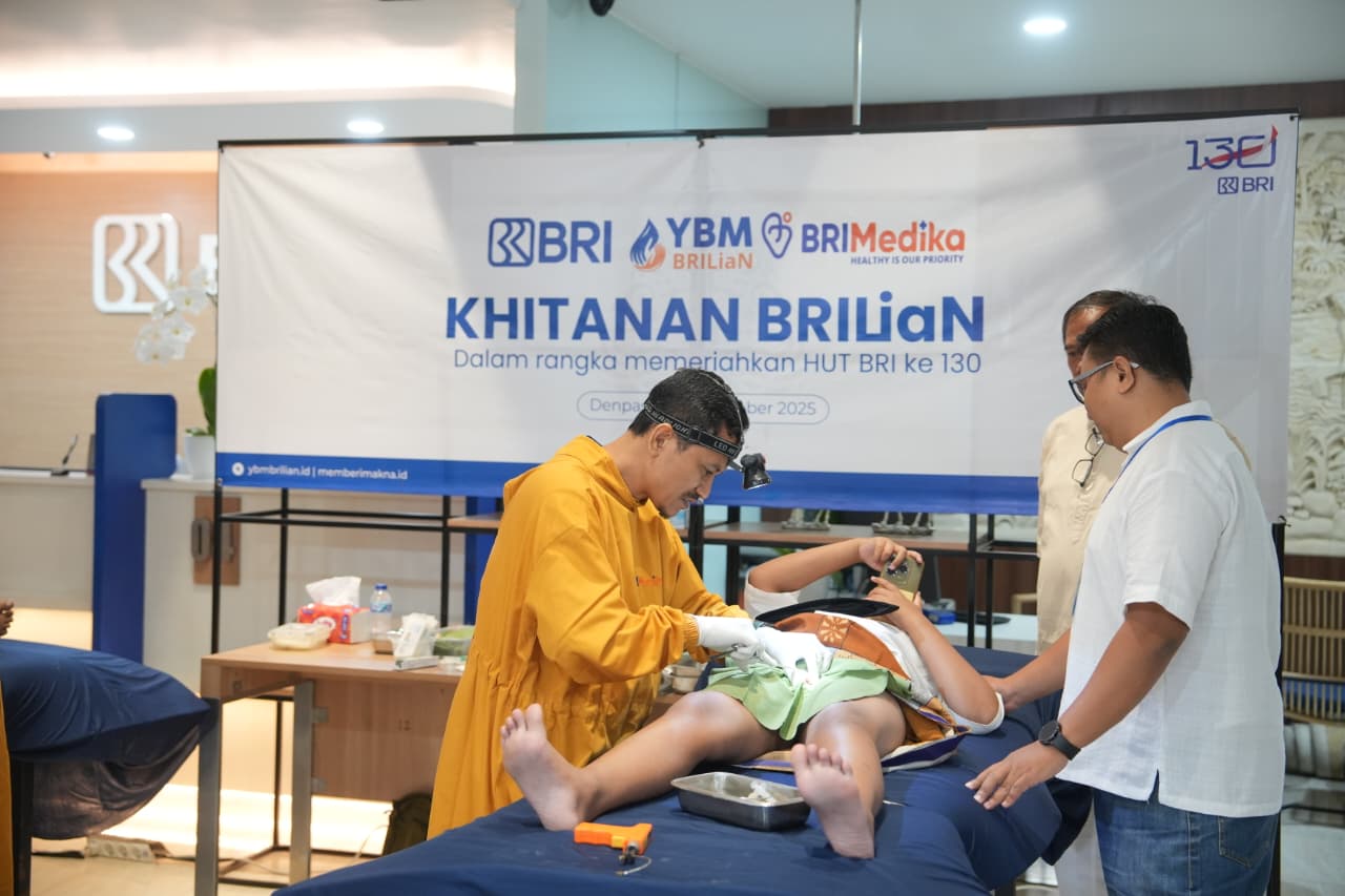 Gelar Khitanan Massal di Bali dan NTT : Pertegas  Komitmen BRI untuk Hadir dan Memberi Makna Bagi Indonesia