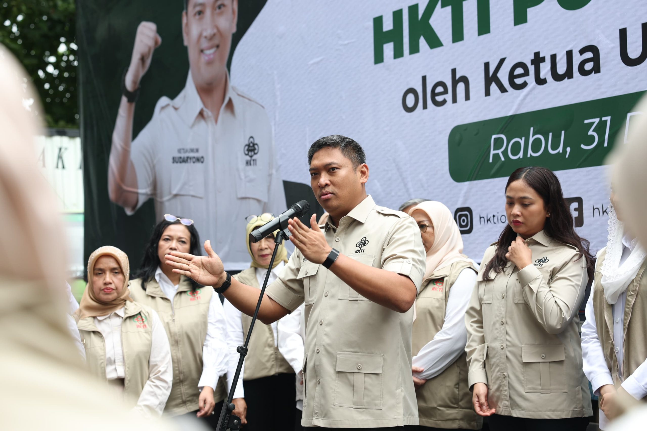 Wamentan Sudaryono Pastikan Pemulihan Sektor Pertanian Pascabencana di Sumatera