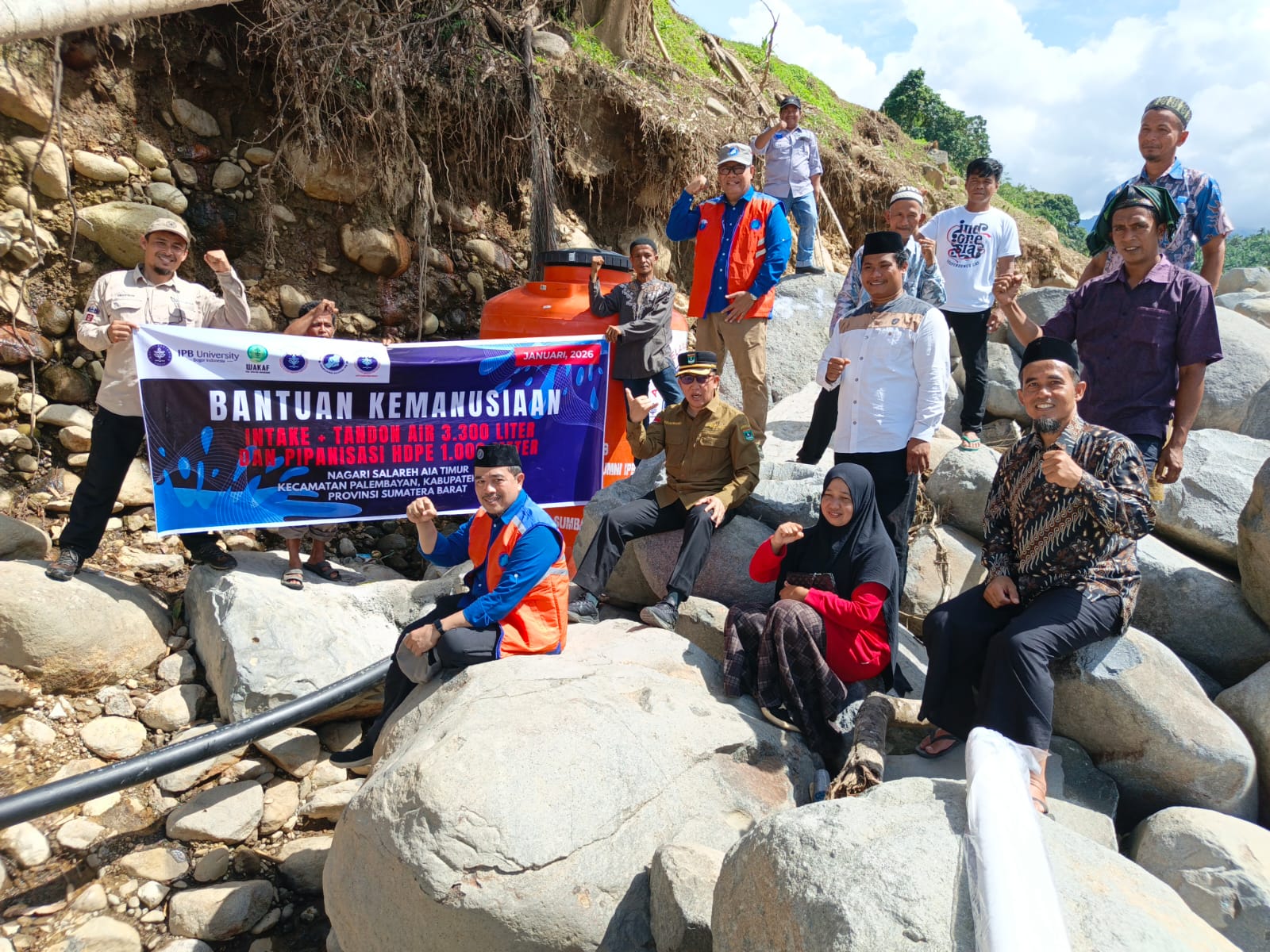 ARM HA-IPB RESMIKAN PEMIPAAN AIR 1 KILOMETER UNTUK 1.300 WARGA SALAREH AIA TIMUR KABUPATEN AGAM