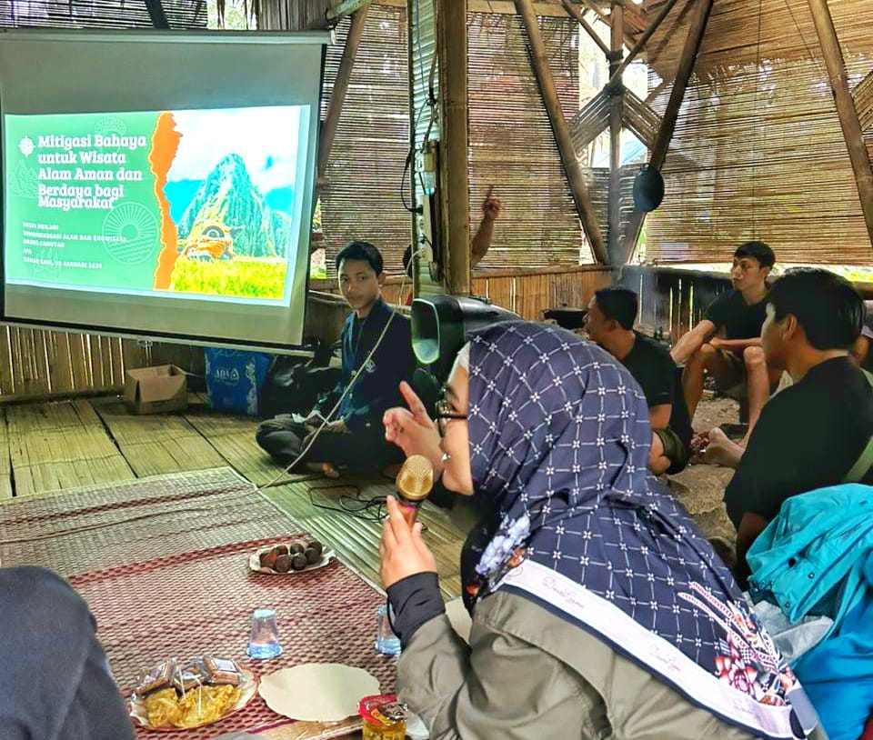 Desa Tamansari, Kabupaten Bogor Perkuat Mitigasi Bahaya di Leuweung Bobojong