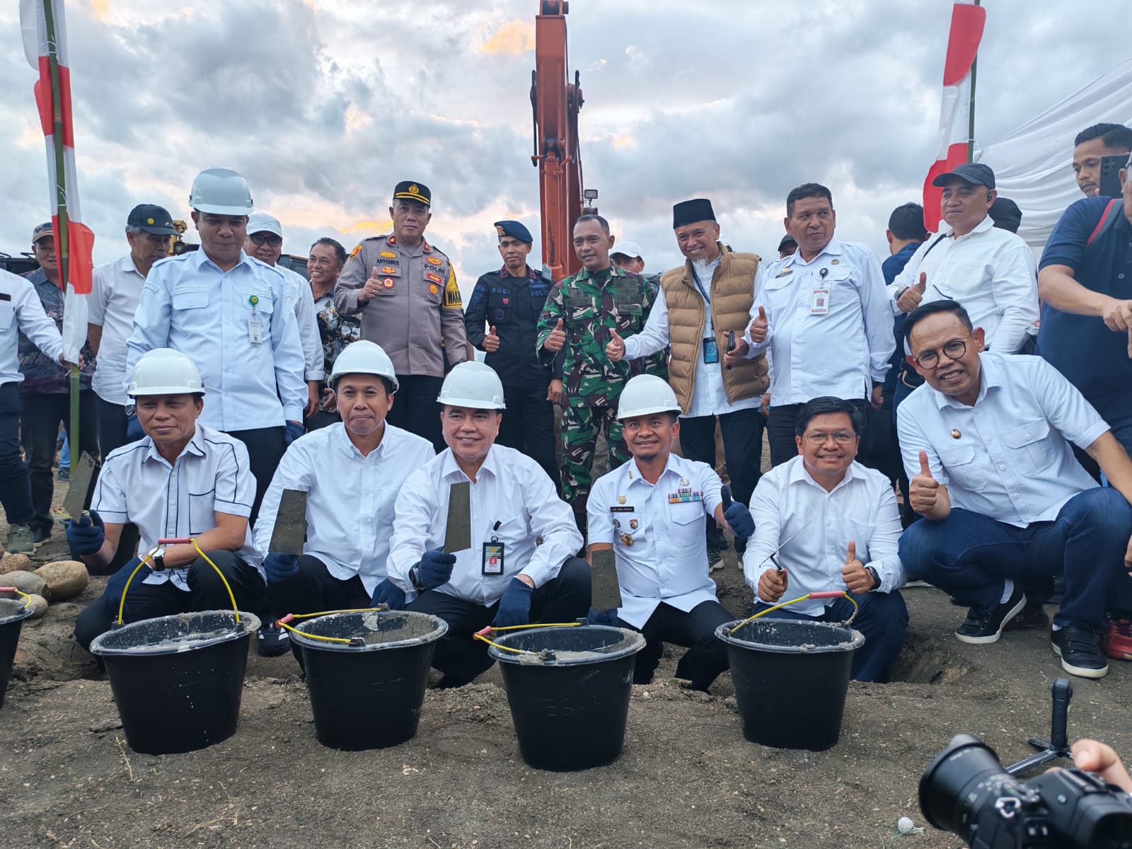Bone Menuju Mandiri Protein Lewat Groundbreaking Hilirisasi Ayam Terintegrasi