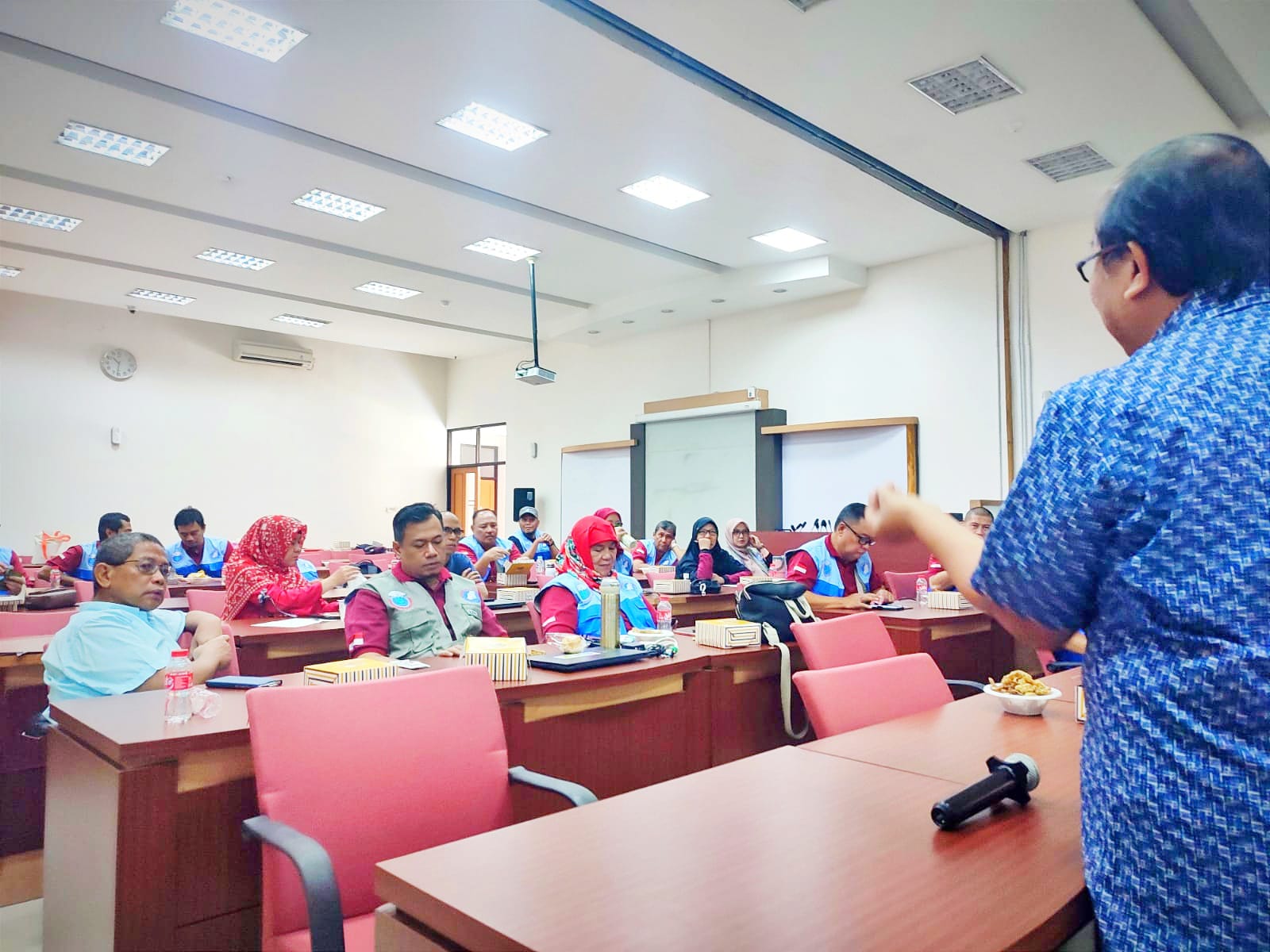 ARM HA-IPB UNDANG PRAKTISI FILANTROPI BEDAH STRATEGI FUNDRAISING UNTUK ORGANISASI KEMANUSIAAN