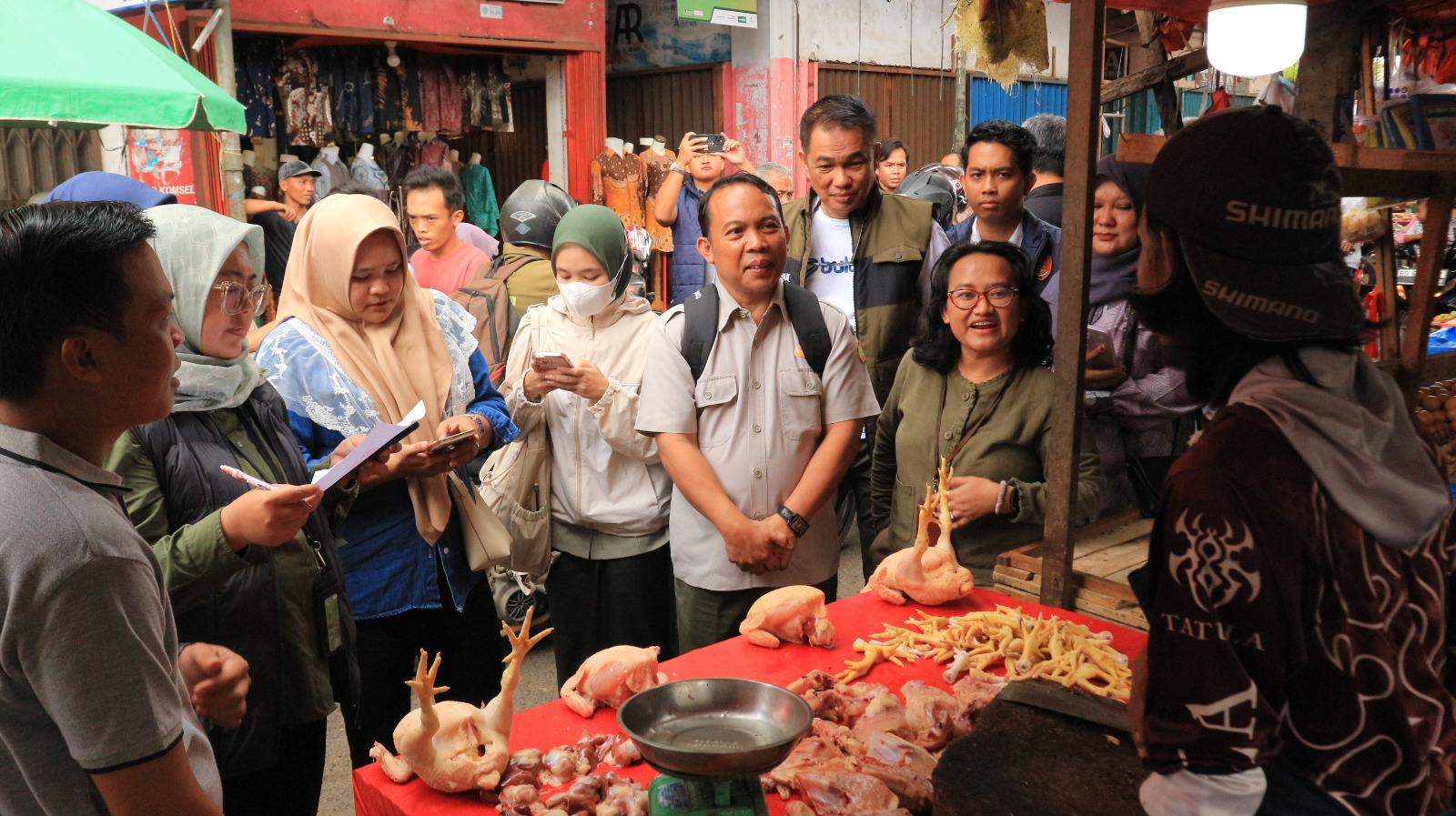 Kementan Kawal Sidak Pasar dan Gudang BULOG di Bengkulu, Stok Aman Jelang Ramadan dan Idulfitri