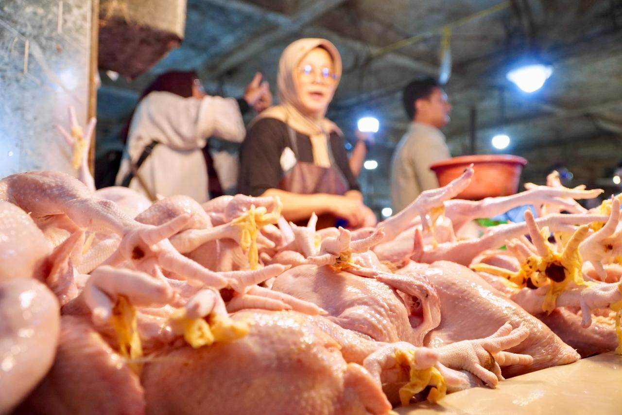 Pantauan Pasar Cileungsi Bogor, Daging Sesuai HAP, Cabai Rawit Mulai Turun