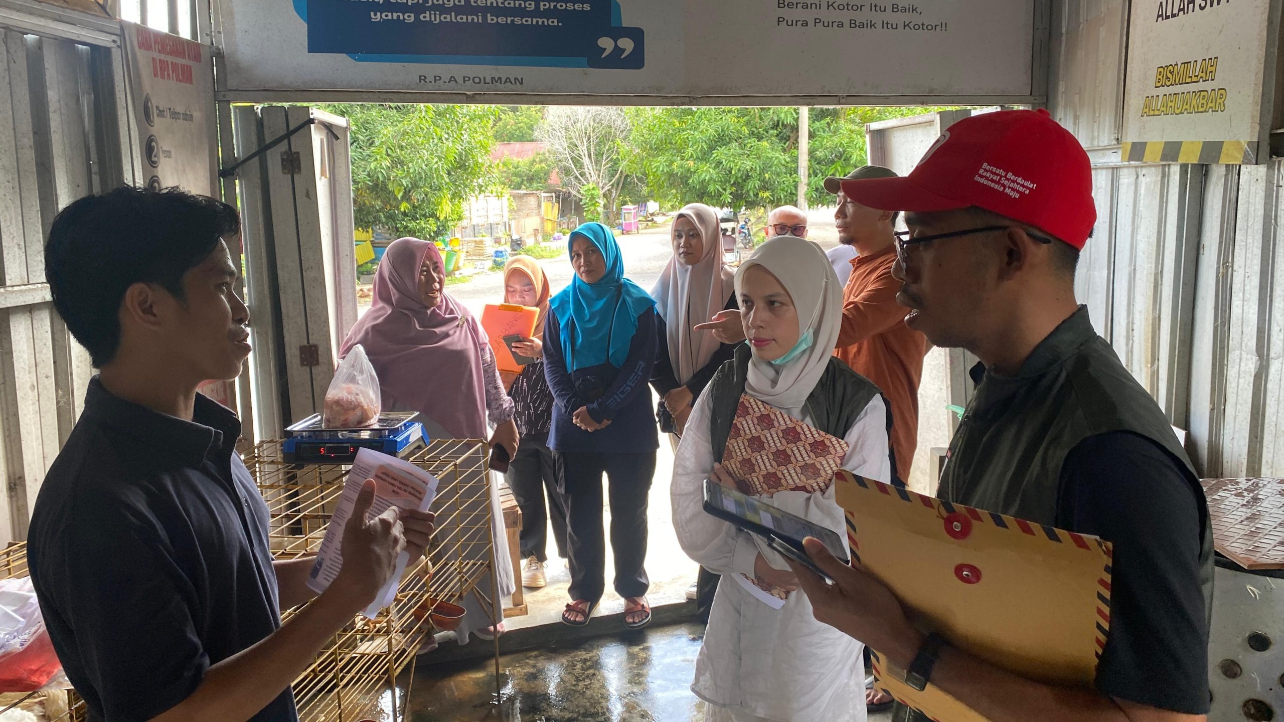 Pemerintah Pantau Kondisi Awal Puasa, Pasokan dan Harga Ayam di Sulbar Terkendali