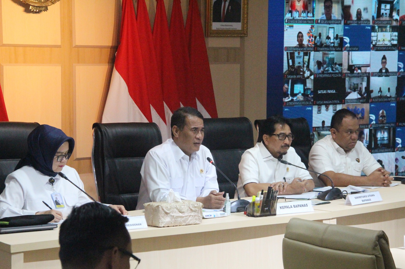 Mentan Amran Tegaskan Harga Daging dan Ayam Harus di Bawah HET